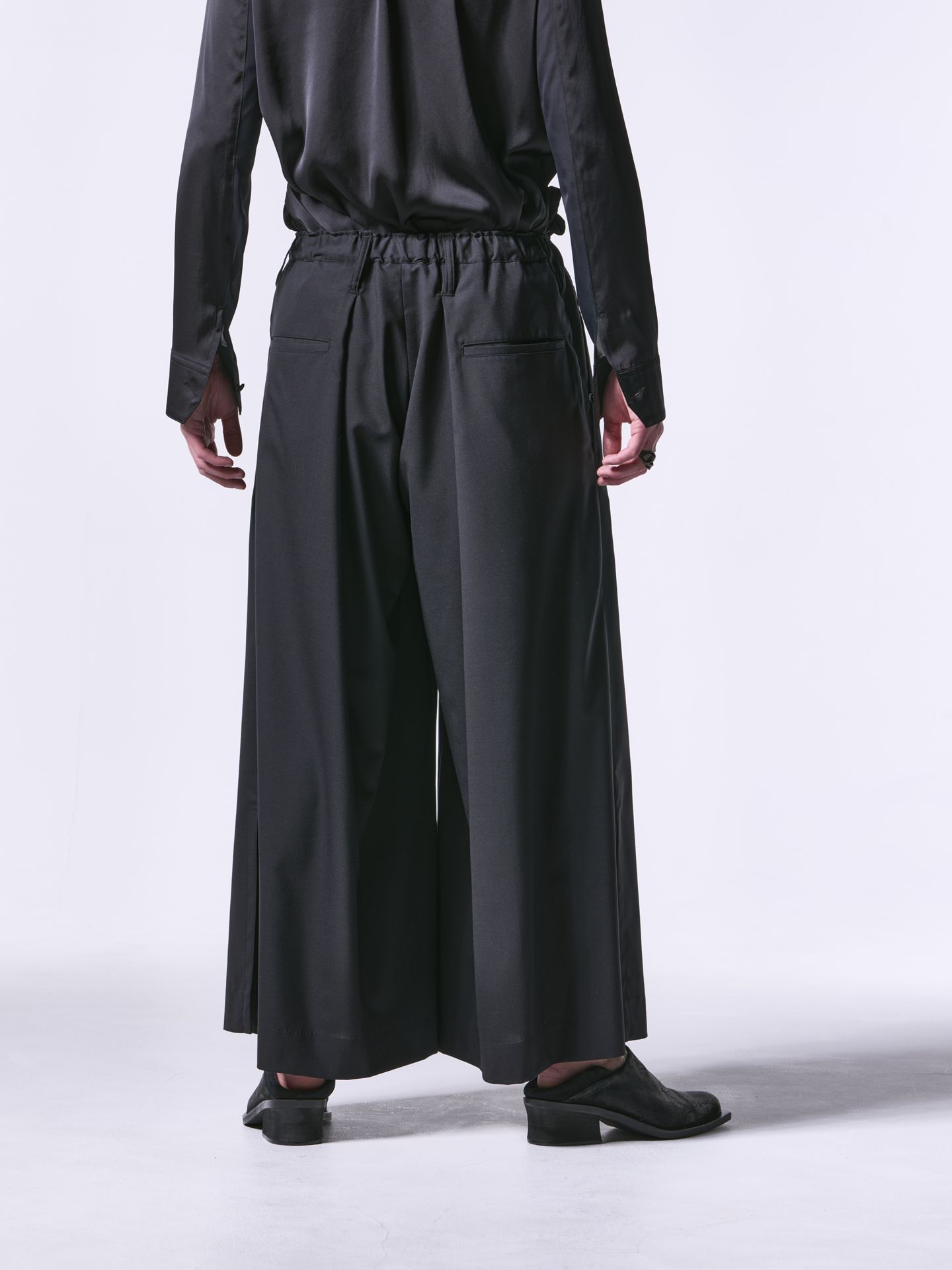 SlitWideTuckSlacks / スリットワイドタックスラックス / ブラック