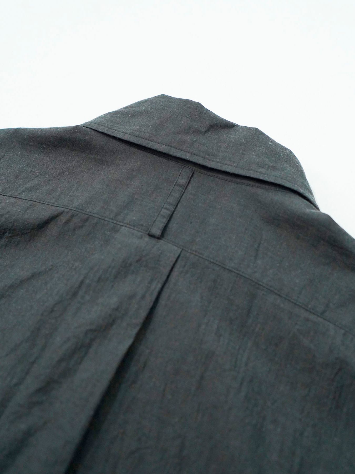 【予約品 5月7日(水)AM10時  締切】Wideline / コットンラミー ワイドシャツ / チャコール