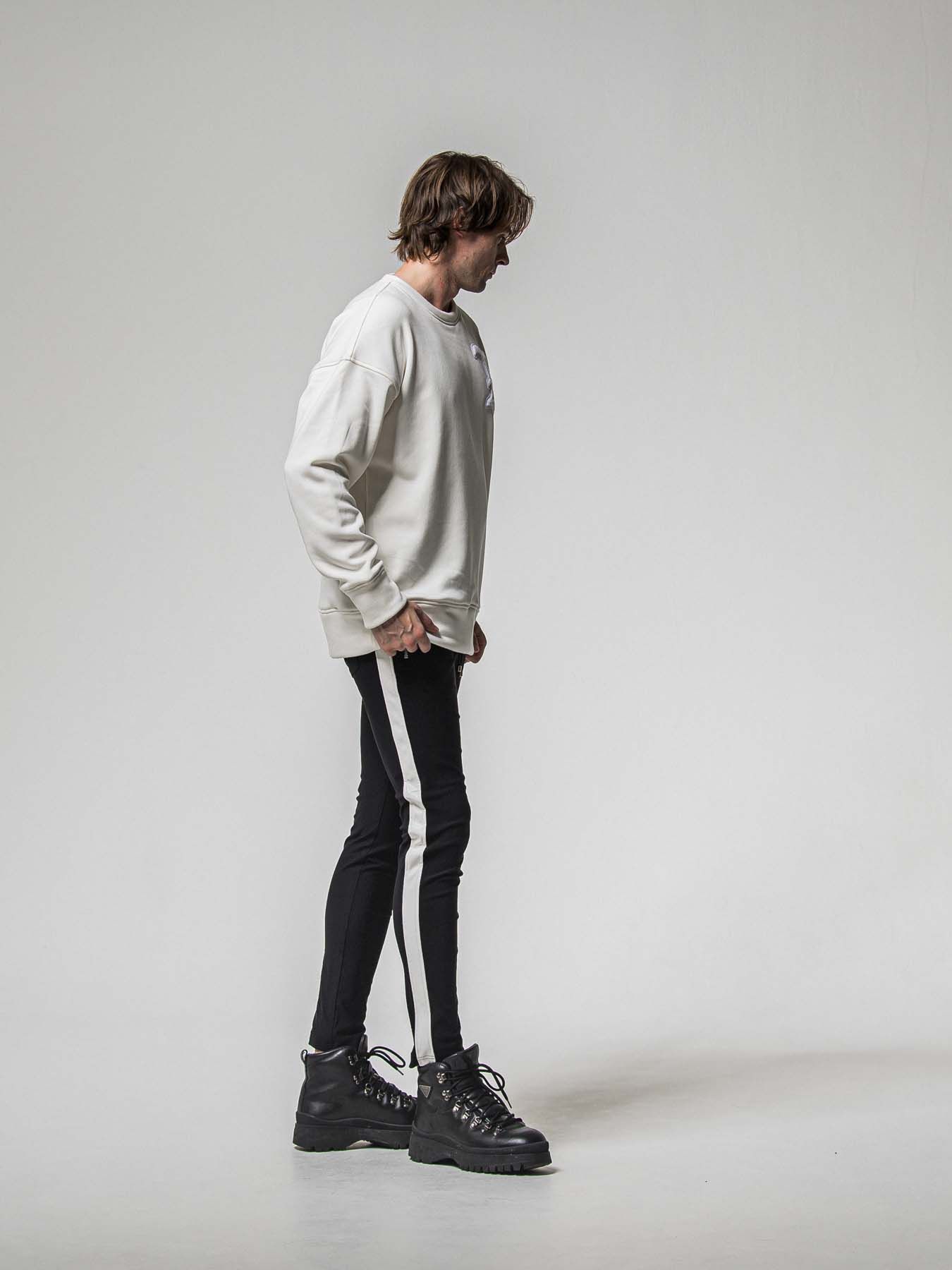 【予約品 8月31日(日) 締切】LEATHER LINE TRACK / レザーライン トラックパンツ / ブラック×ホワイト