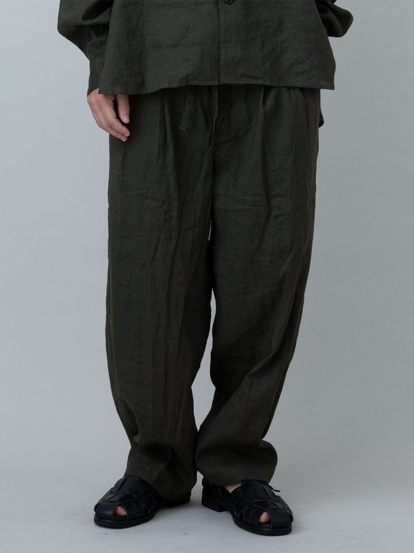 【予約品 11月23日(日) 締切】LINENTROUSERS / リネン2タックスラックス / CHARCOAL