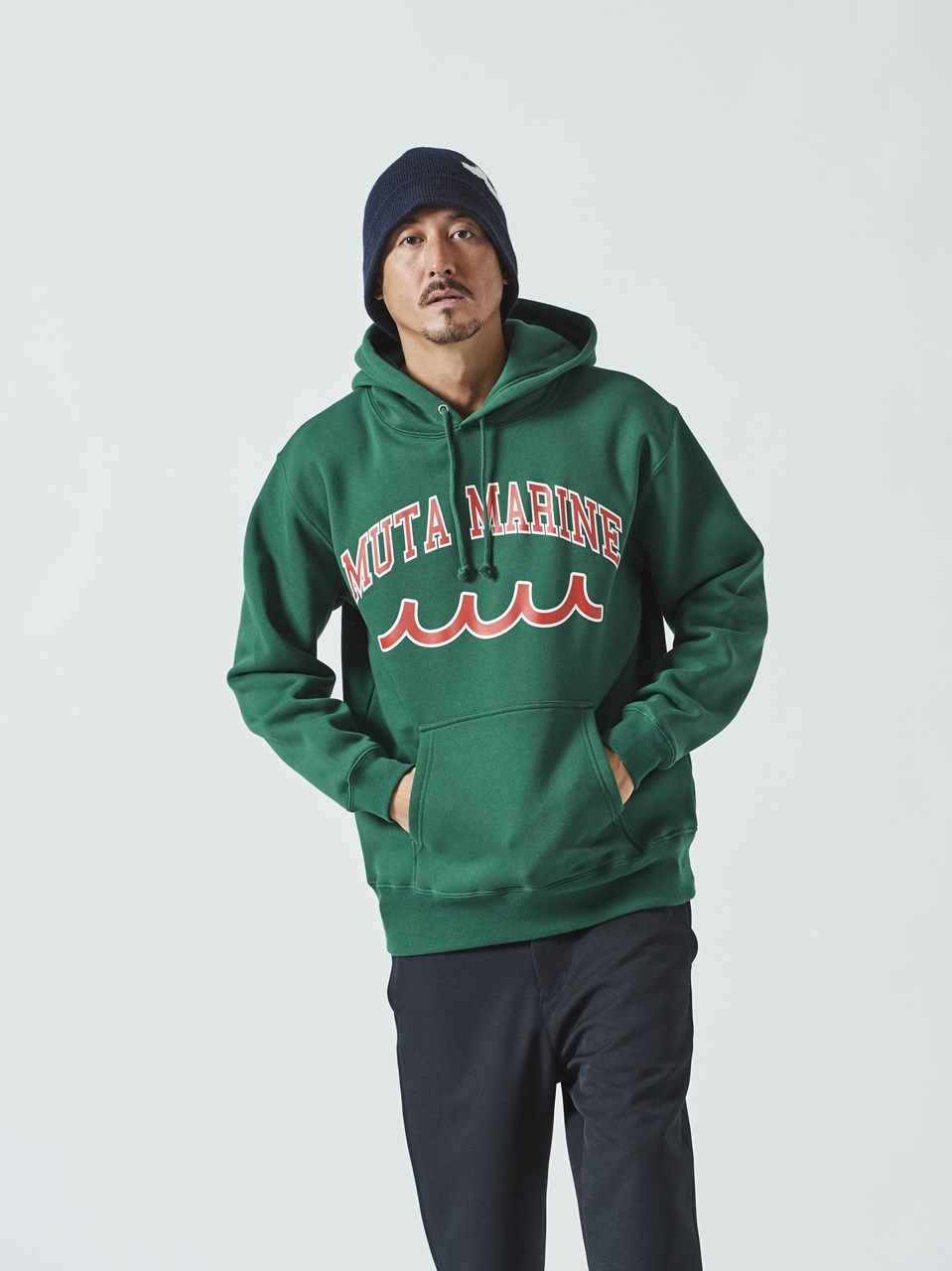 ACANTHUS - muta College Logo Hooded Sweatshirt / プルオーバー 
