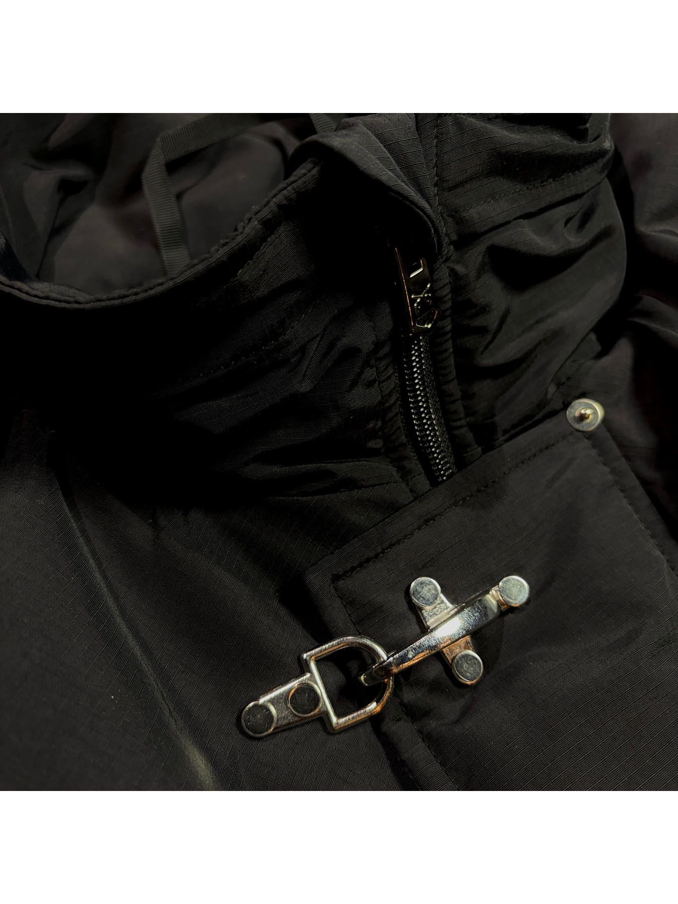 【予約品 3月9日(月) 18:00 締切】WILD THINGS コラボ - ×WILD THINGS EMB / ショートモンスターパーカー / 背中刺繍あり / ブラック