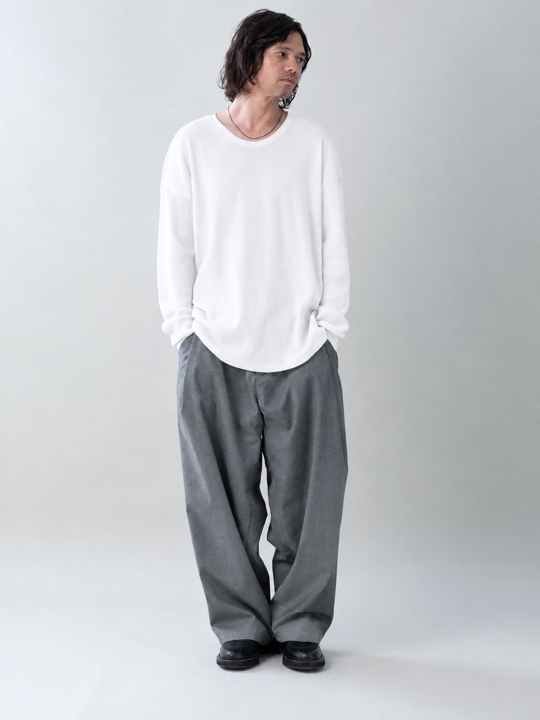 WOOLTHERMAL-TEE print / ロゴプリント ローリングネックTシャツ / ホワイト