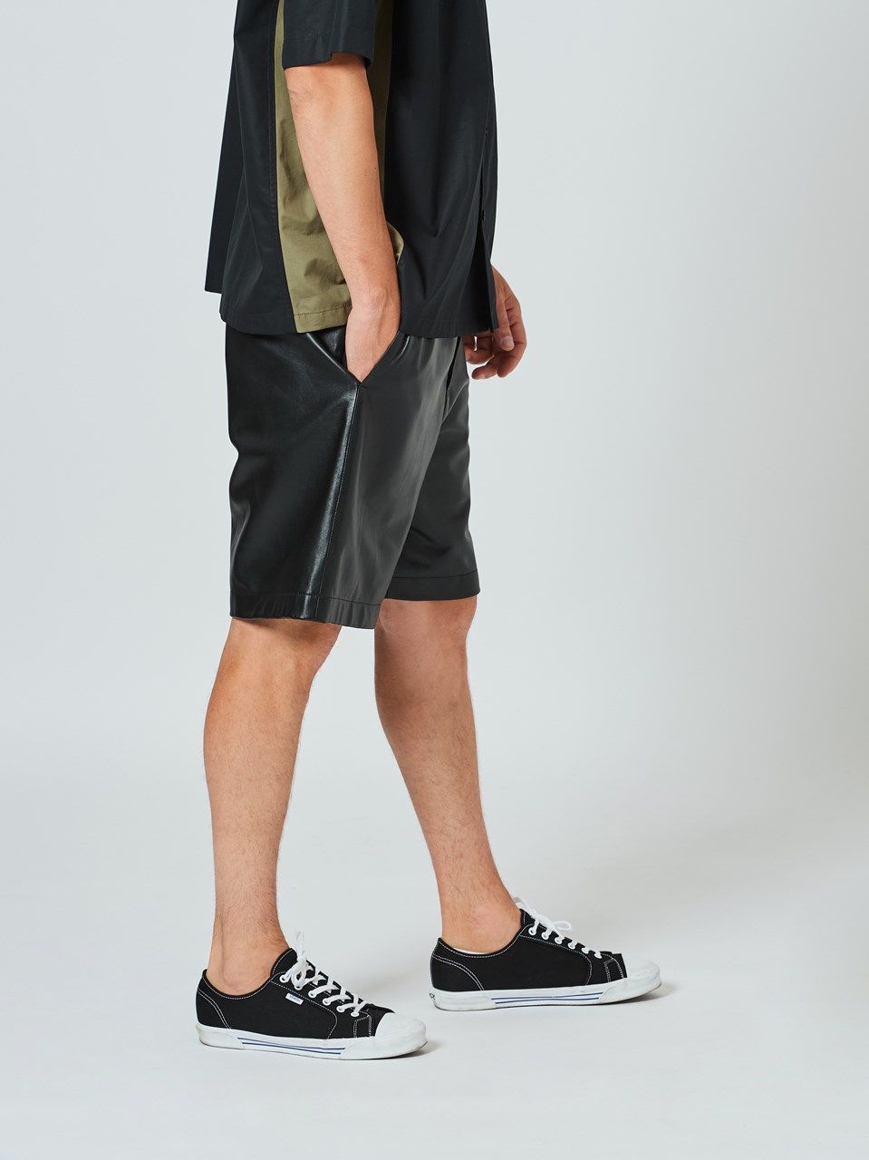 (予約品2023年10月19日18時締め) Leather Shorts / レザーショートパンツ / ブラック