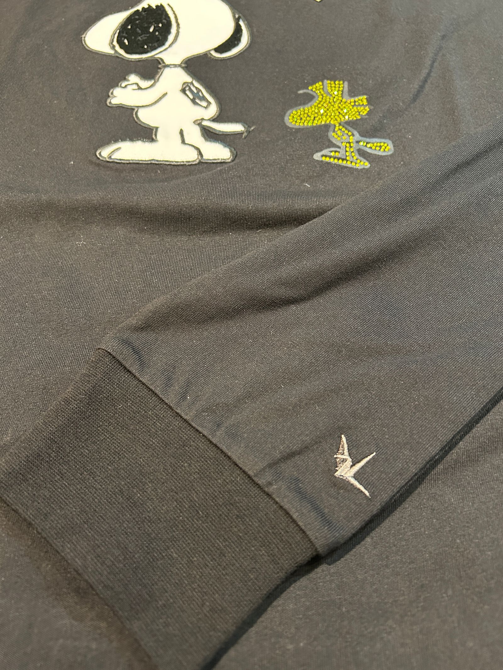 スヌーピー コラボ 長袖Tシャツ / ブラック ラインストーン【PEANUTS × 1PIU1UGUALE3 RELAX】