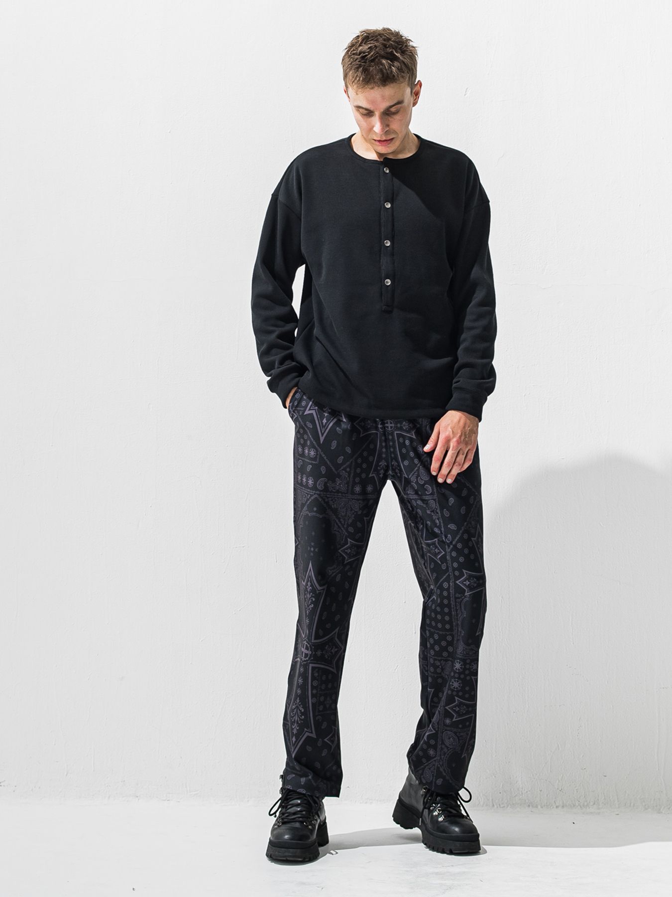 【予約品 9月6日(日) 締切】OVER HENRY VELOURS FLEECE THERMAL / 裏起毛 ハニカムサーマル オーバーサイズヘンリーネック / ブラック