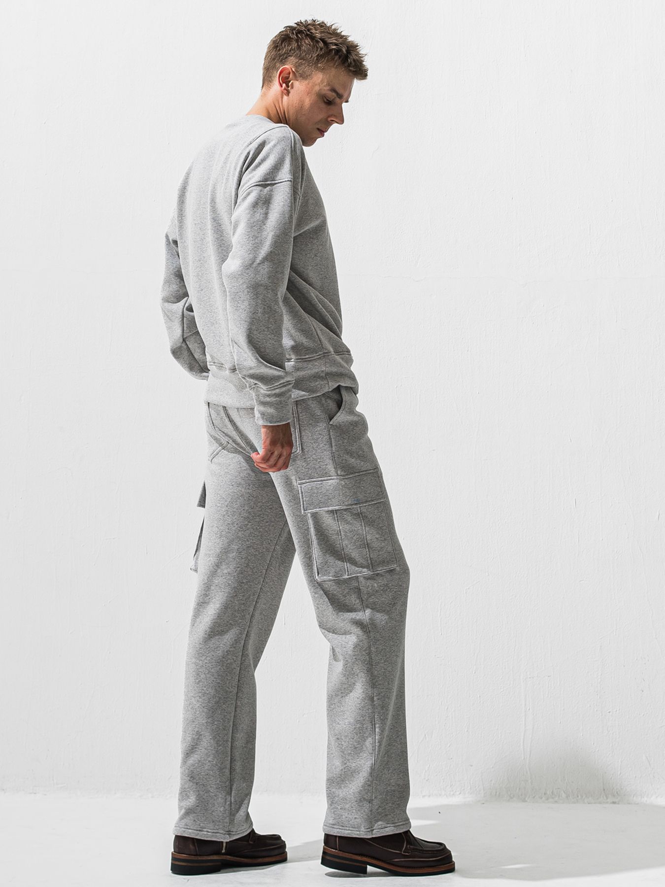【予約品 9月6日(日) 締切】RC VELOURS FLEECE DROP TRAINER / RCレザーワッペン 裏起毛 ルーズトレーナー / グレー