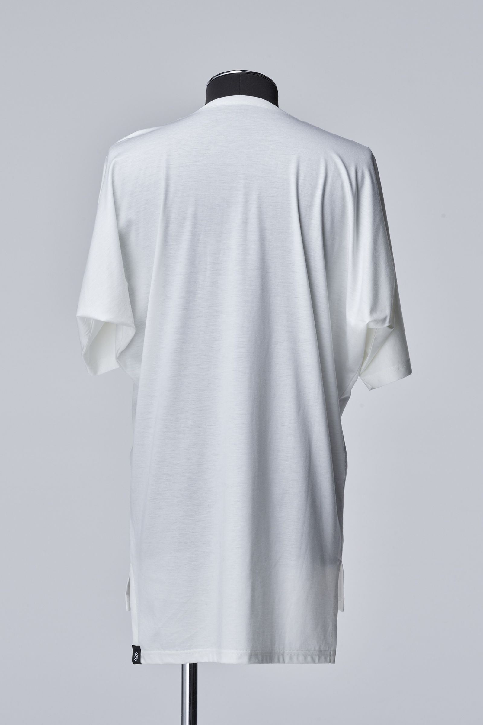 Viscose Organic V Neck Dolman T-Shirt / ホワイト 【THE ONENESS】
