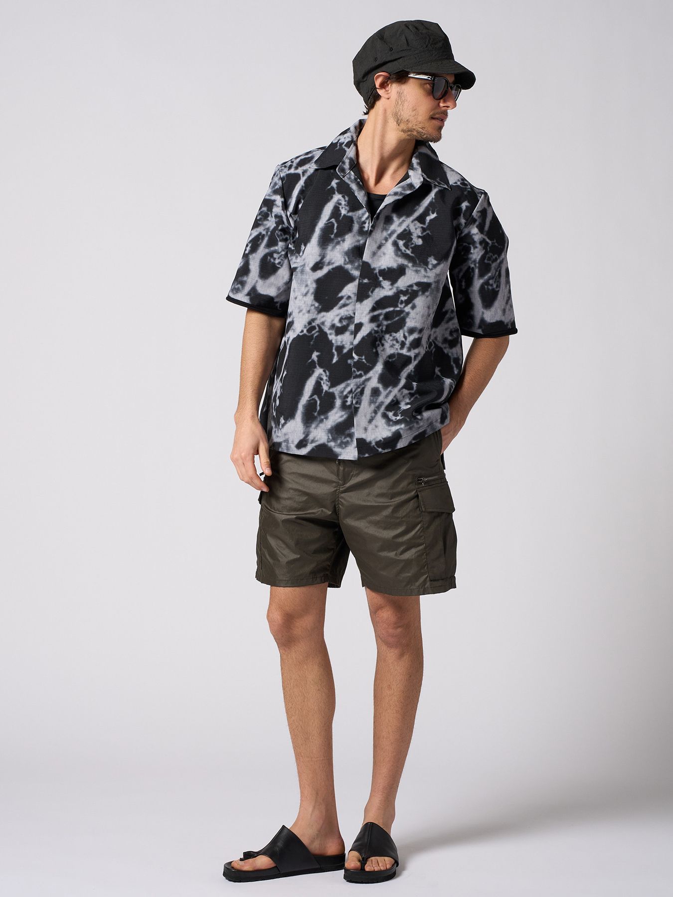 【予約品 1月25日(日) 締切】solid cargo shorts / ソリッド カーゴショーツ / カーキ