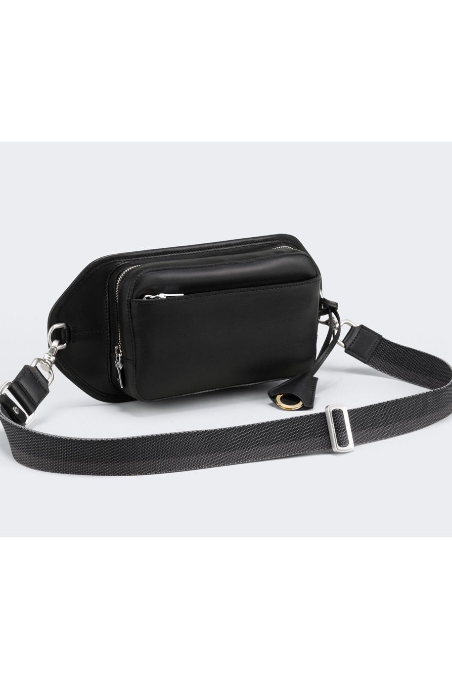ボディバッグ Axis Leather / Chrome Orange 【aniary】