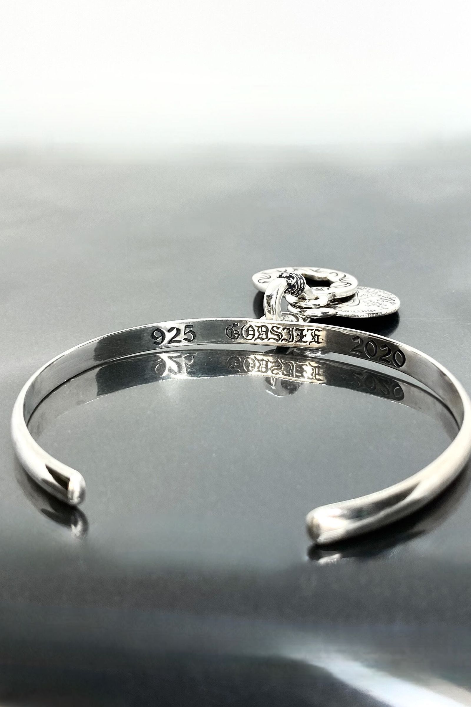 《受注生産》 BANGLE BRACELET [CUT OUT FLOWER with COIN] バングル 【GOD SIZE】 注文から2～3週間後入荷予定