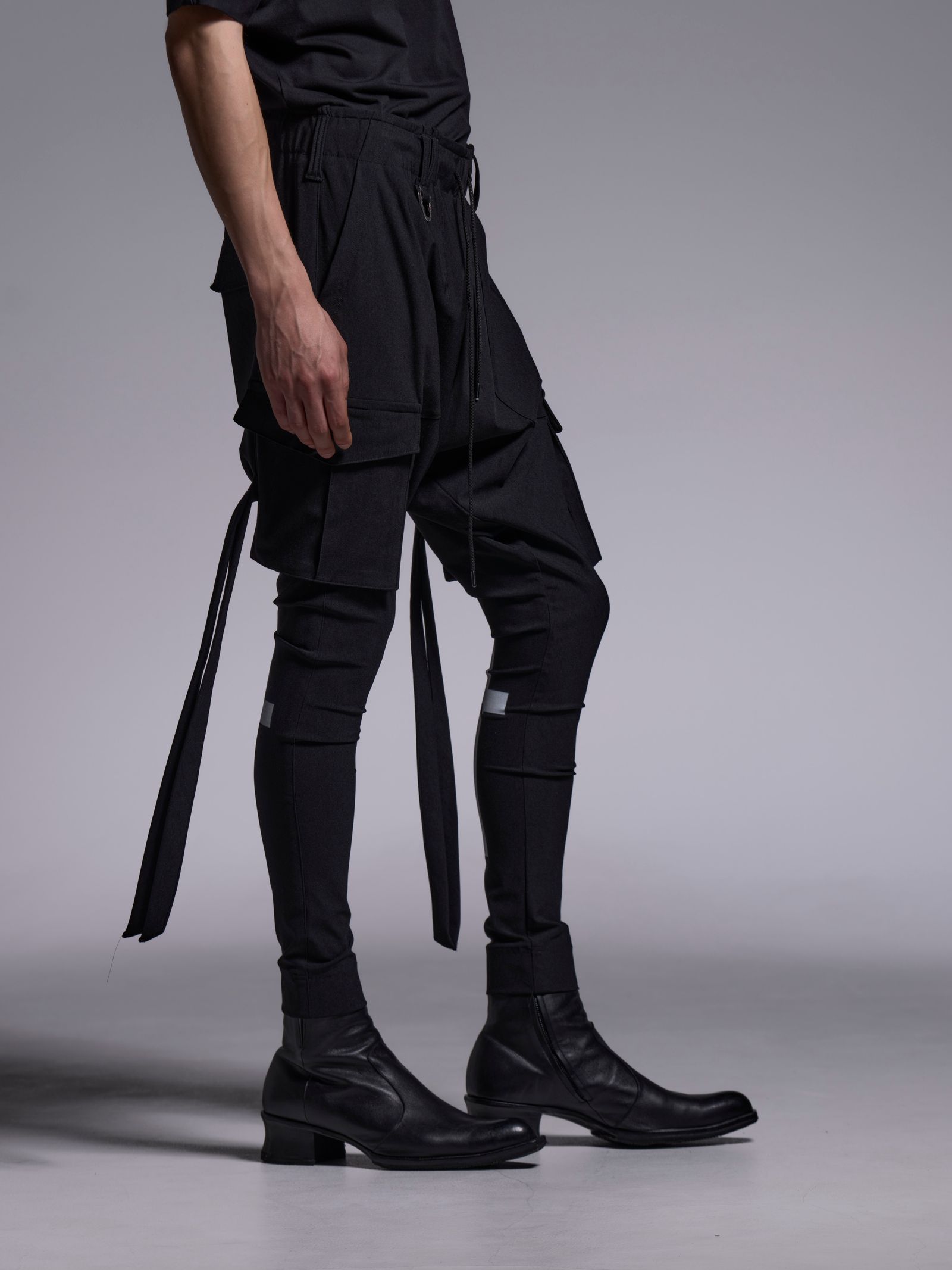 【予約品 1月4日(日) 締切】Sarrouel Pants / サルエルパンツ（プリントあり） / ブラック