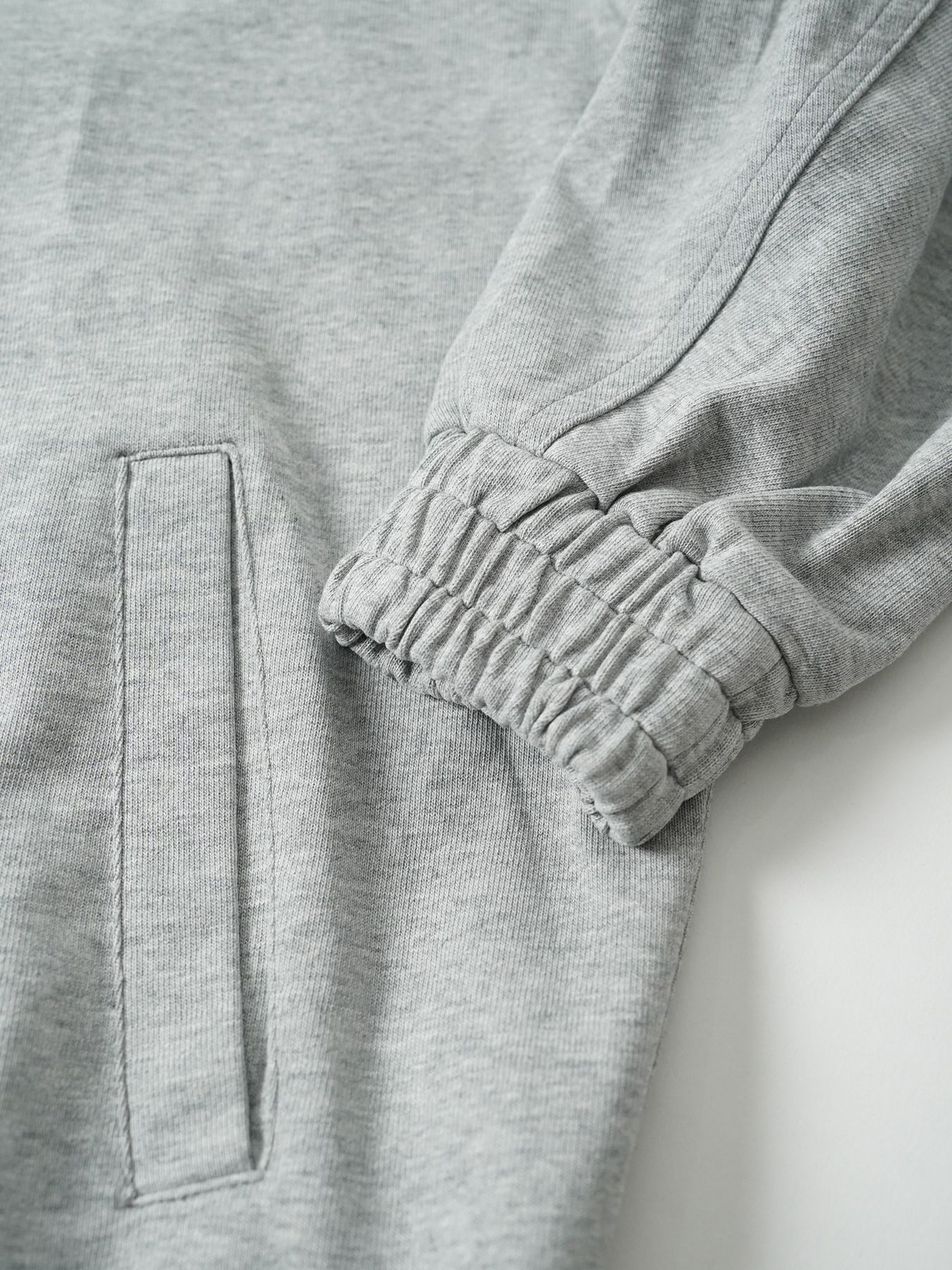 【予約品 5月6日(水) 締切】MOLD-SWEATJACKET / スタンドブルゾン / 杢グレー