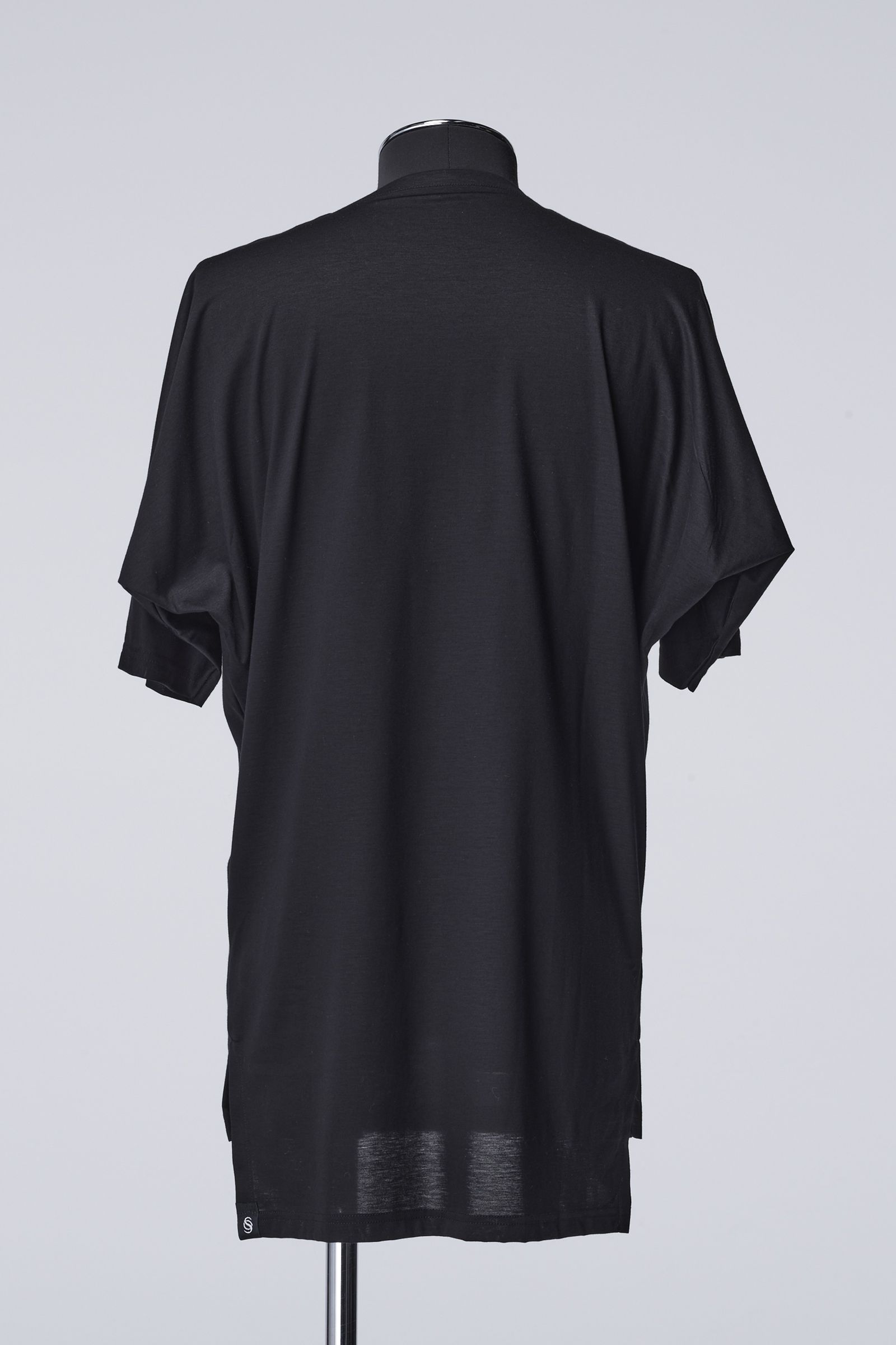 Viscose Organic V Neck Dolman T-Shirt / ブラック 【THE ONENESS】