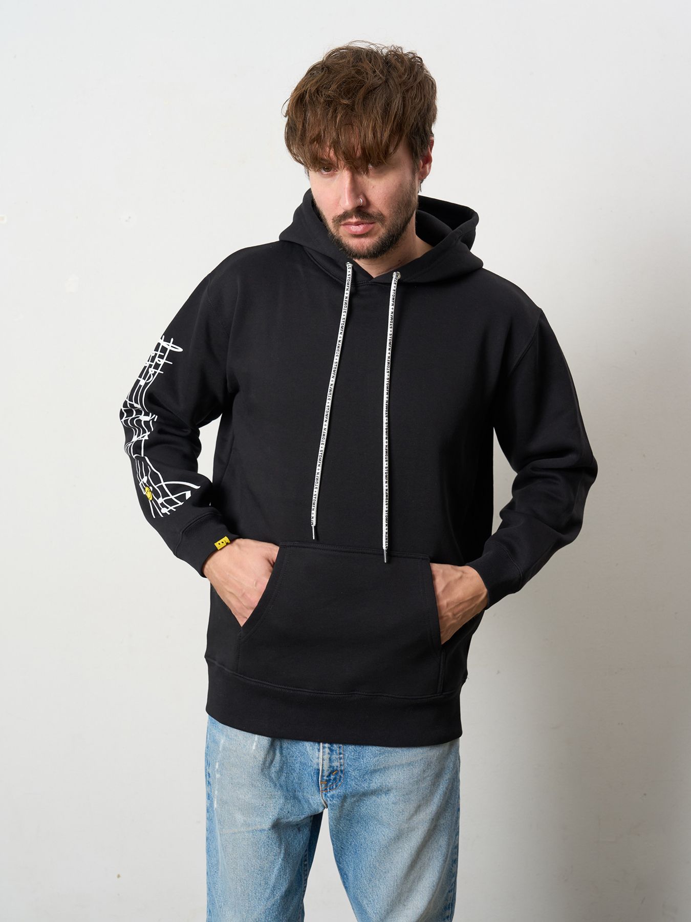 【予約品 5月8日(木) AM10時 締切】 TC裏毛起毛 リリックリボン&MUSICプリントハートサガラパッチワーク プルオーバー パーカー / ブラック