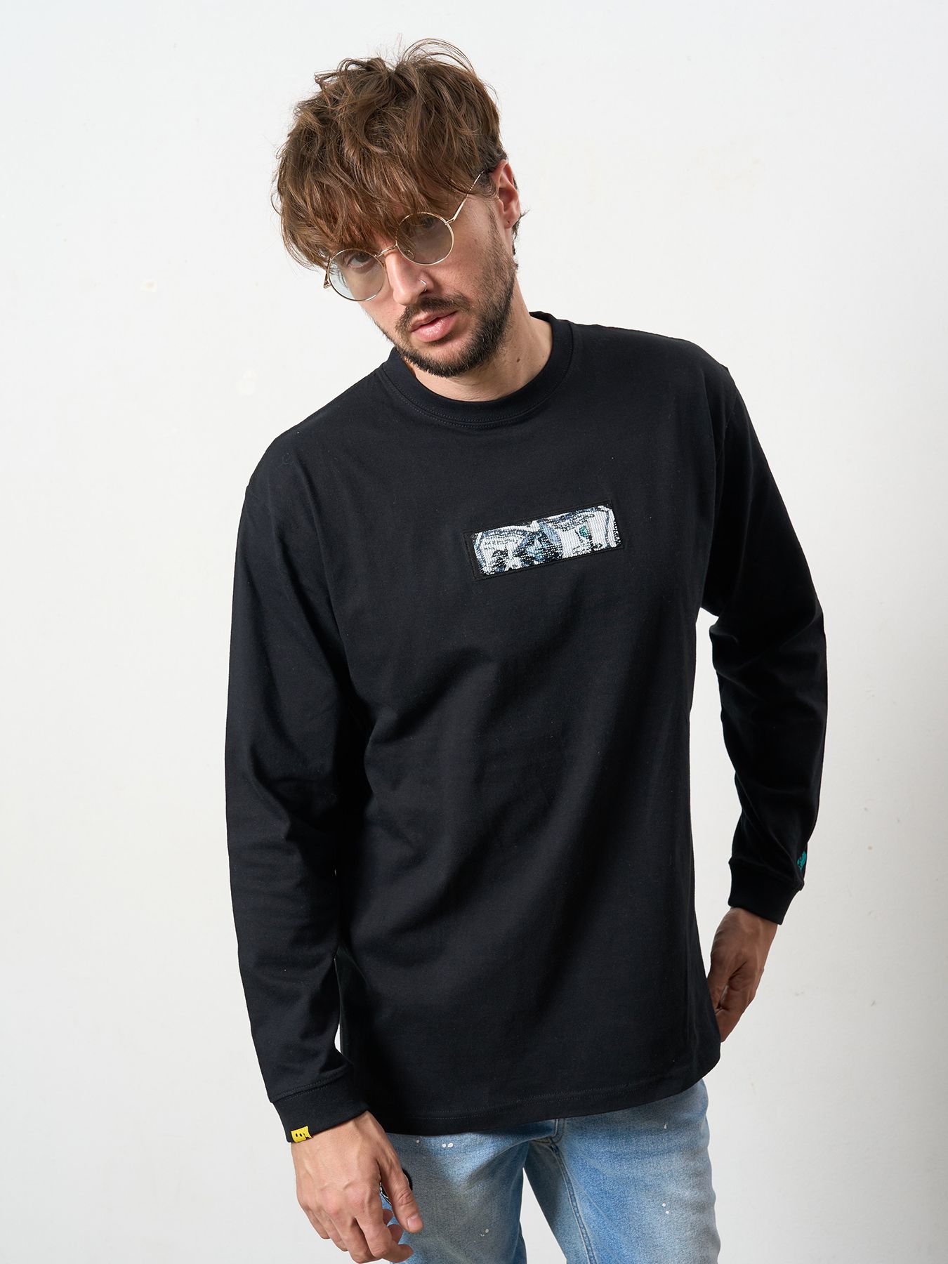【予約品 5月8日(木) AM10時 締切】 5.6ozコットン天竺 スターグラムハート＆シークインLS Tシャツ / ブラック