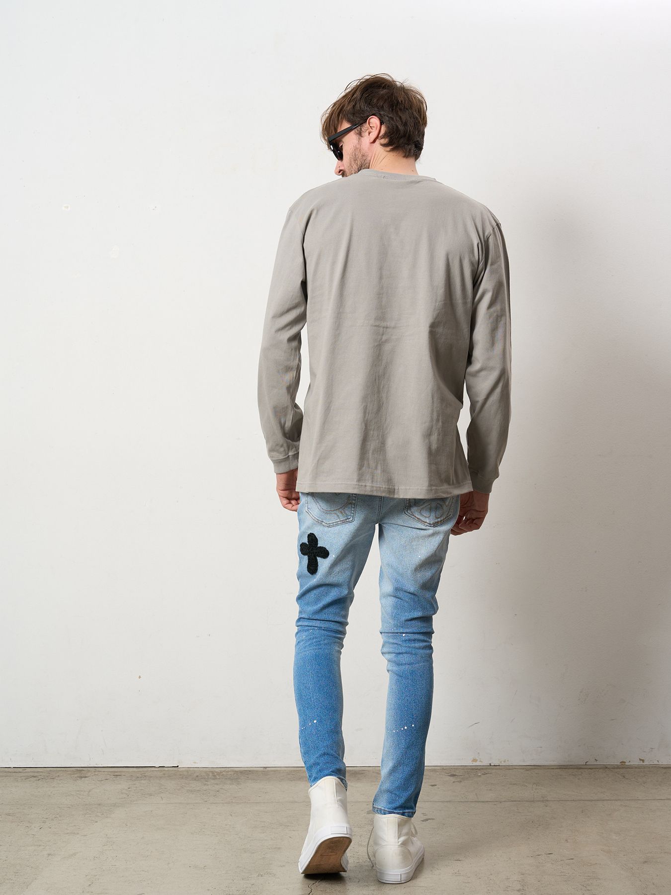 【予約品 5月8日(木) AM10時 締切】 5.6ozコットン天竺 ボックスロゴ発泡プリントLS Tシャツ / チャコールグレー