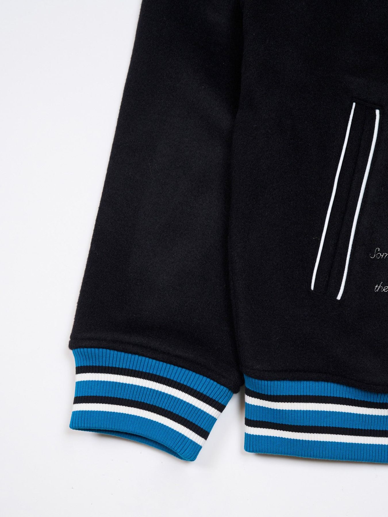 ”Love never ends" BOY LOGO STADIUM JUMPER / スタジャン / ブラック