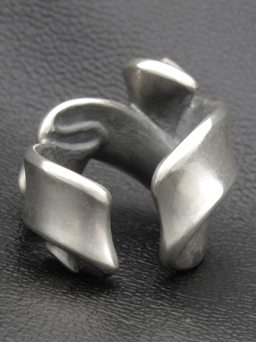 【受注生産品】 Flap Ribbon Ear Cuff / NONE / フラップリボンイヤカフ