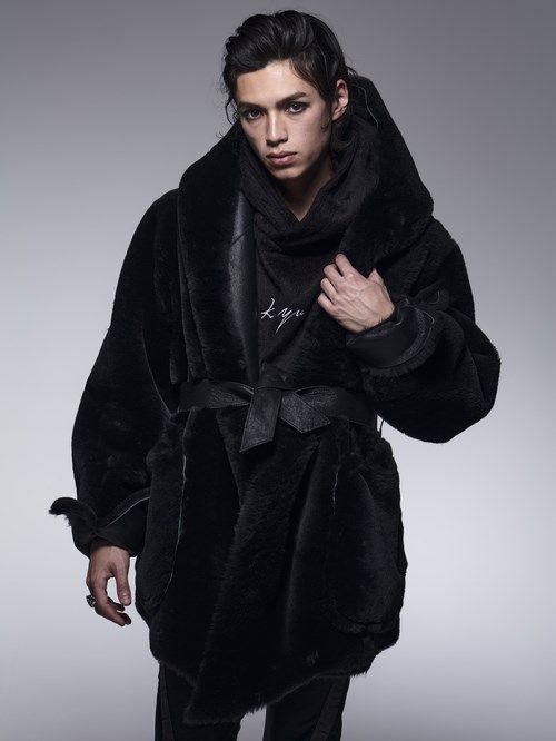 《予約品》 ShawlHoodMoutonCoat / リバーシブルムートンコート / ブラック 【kiryuyrik】 11月以降入荷予定
