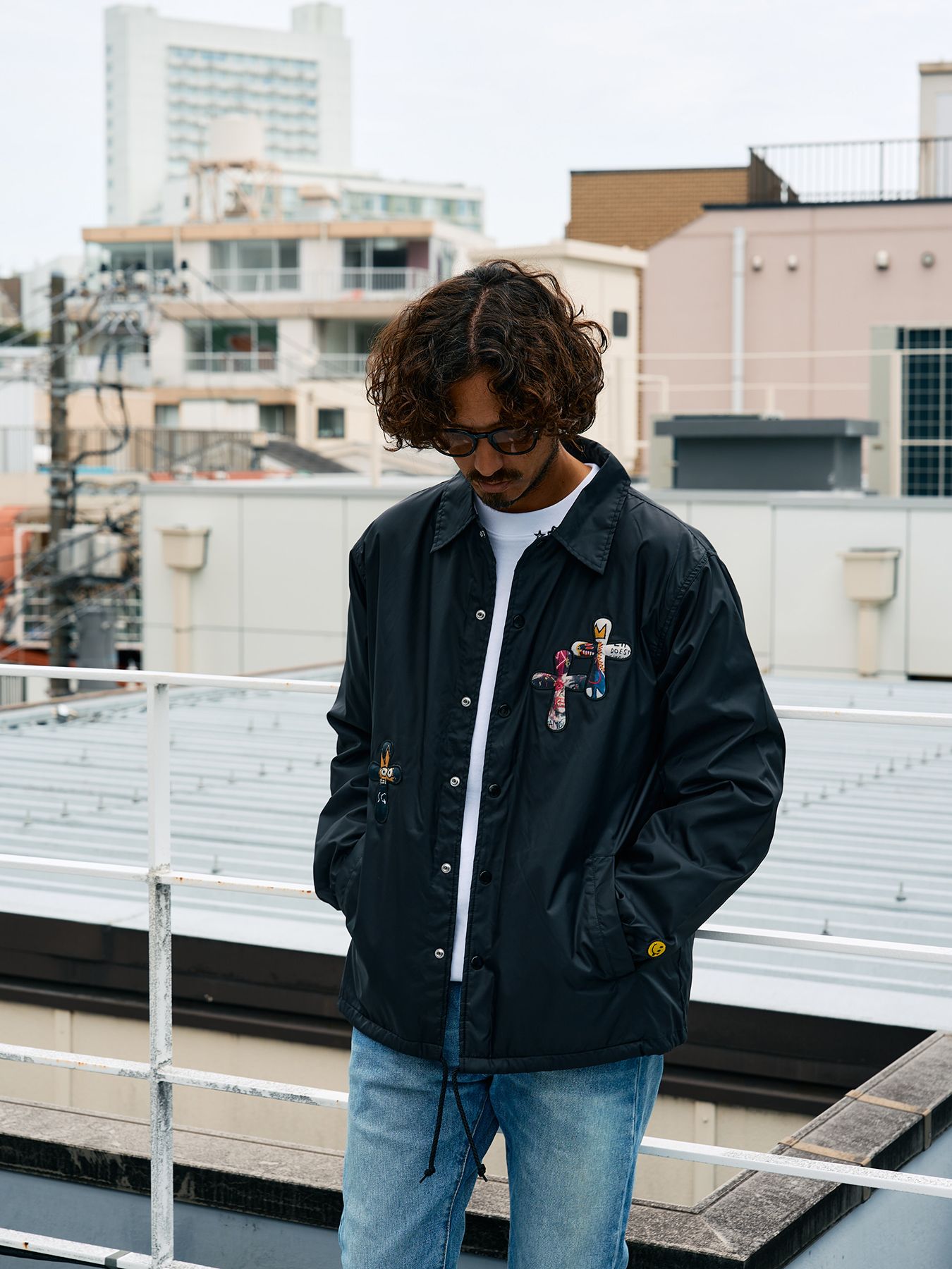 【予約品 10月16日(木) 締切】STYLE STYLE ドリップスタークロスパッチ ナイロン コーチジャ オーセンティックパイル ウェービーロゴ スマイル ケット / ブラック