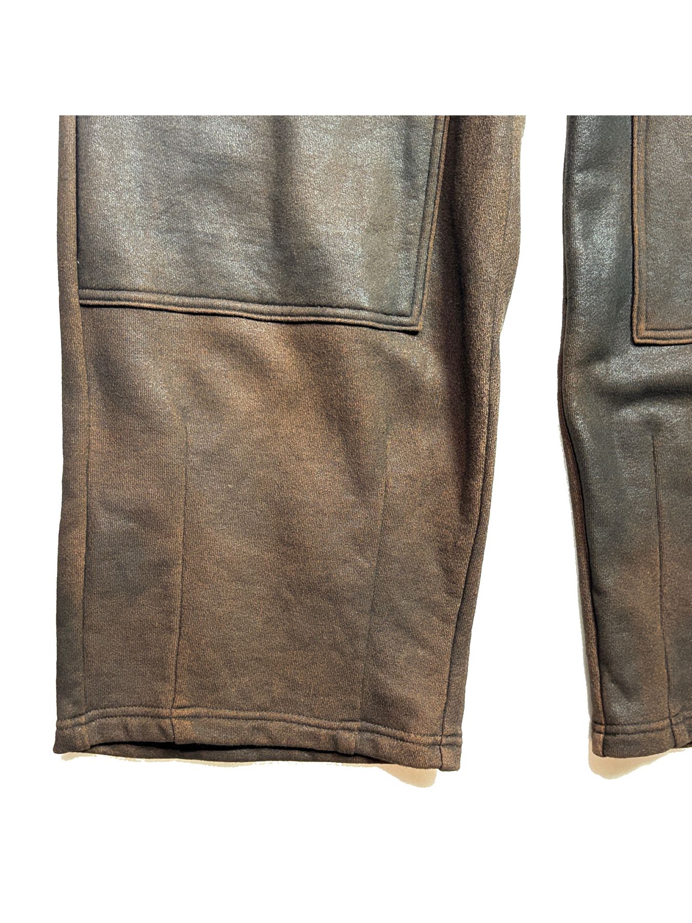 【予約品 3月9日(月) 18:00 締切】FOIL PRINT PANTS / 箔プリント ダブルニー スウェットパンツ  / ブラウン