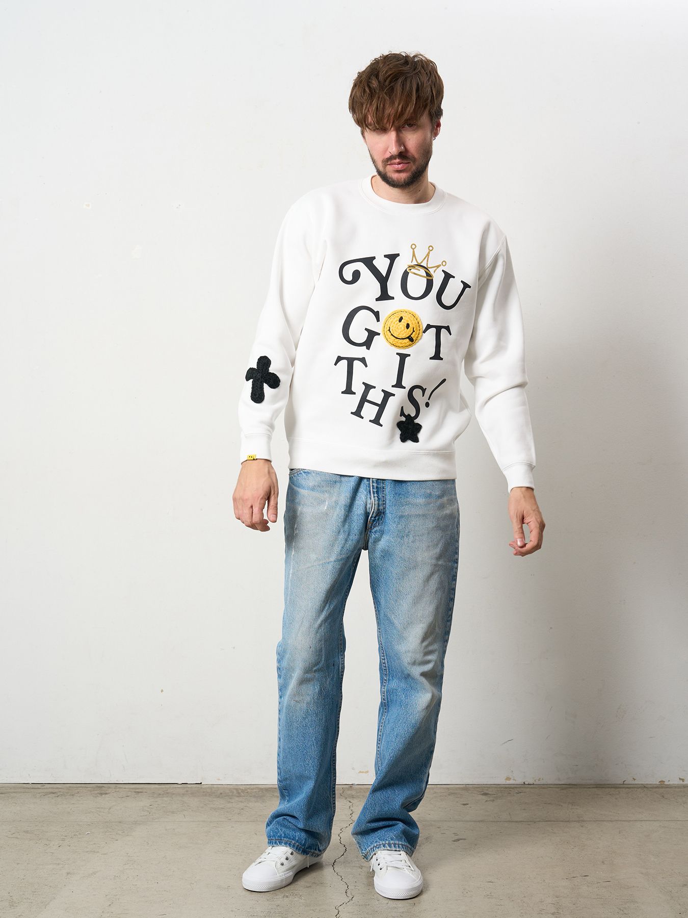 【予約品 5月8日(木) AM10時 締切】 TC裏毛起毛 YOU GOT THIS マルチパッチワークスウェットシャツ / ホワイト