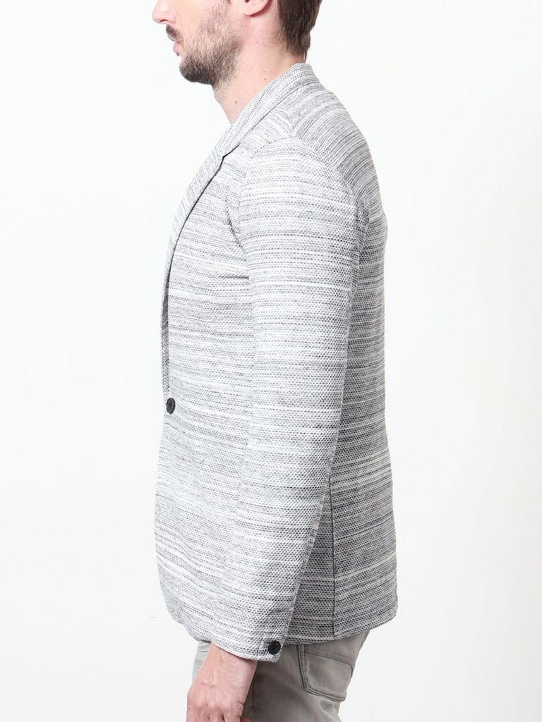 参考画像：ブラック