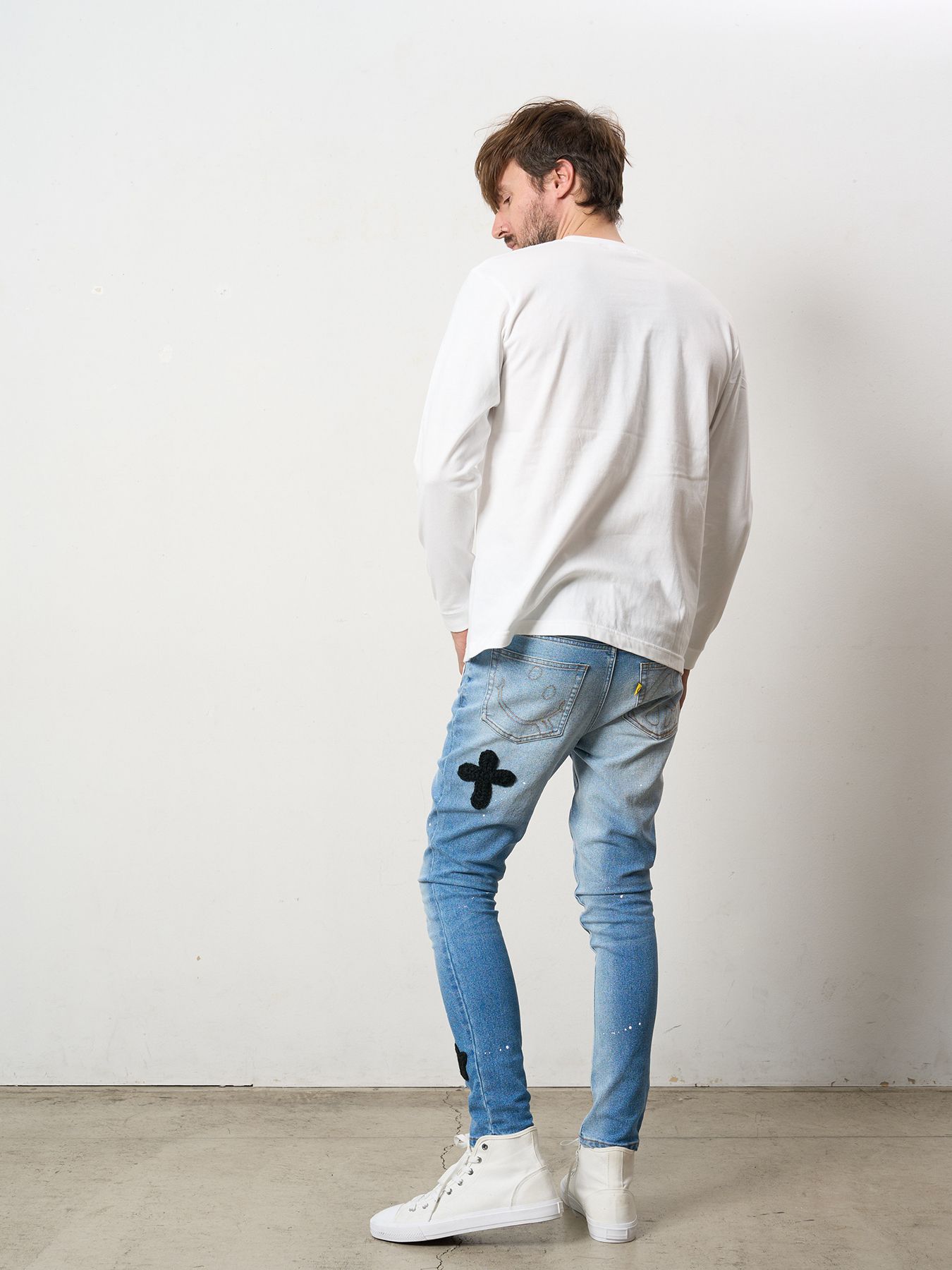 【予約品 5月8日(木) AM10時 締切】 5.6ozコットン天竺 ボックスロゴ発泡プリントLS Tシャツ / ホワイト