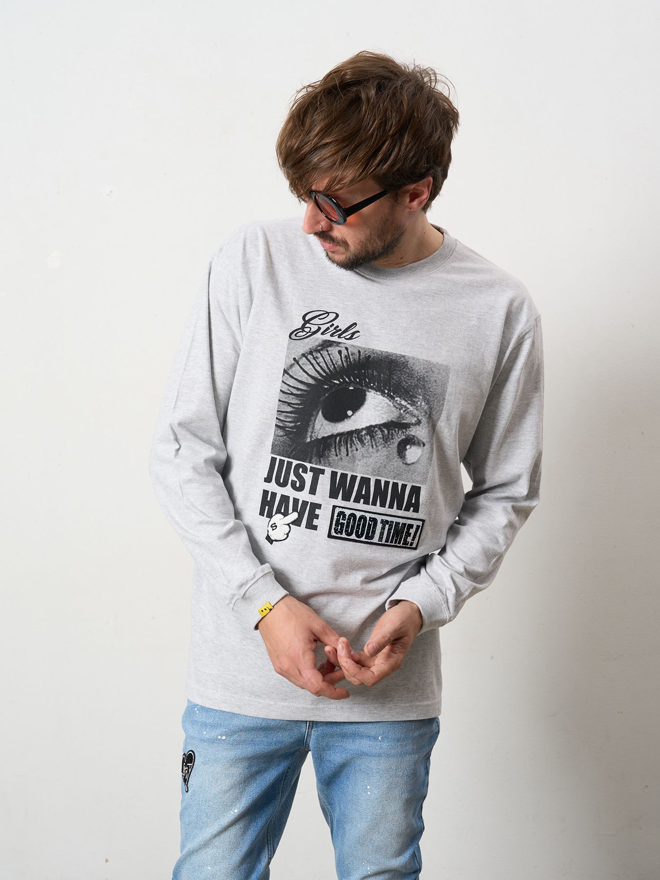 【予約品 5月8日(木) AM10時 締切】 5.6ozコットン天竺JUST WANNA HAVE FUNSシークイン LS Tシャツ / アッシュ