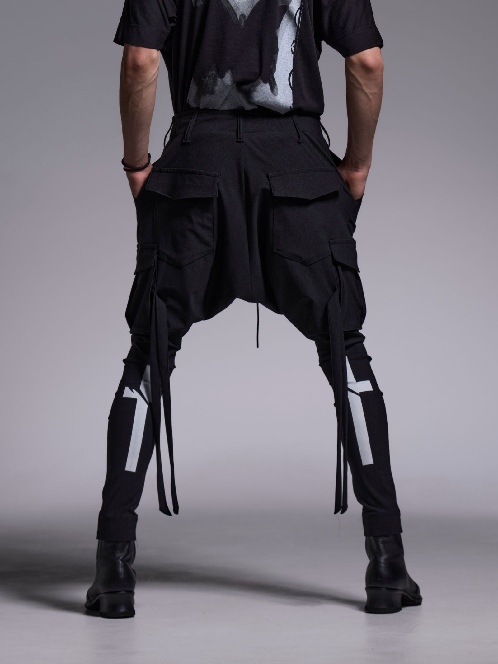 【予約品 1月4日(日) 締切】Sarrouel Pants / サルエルパンツ（プリントあり） / ブラック