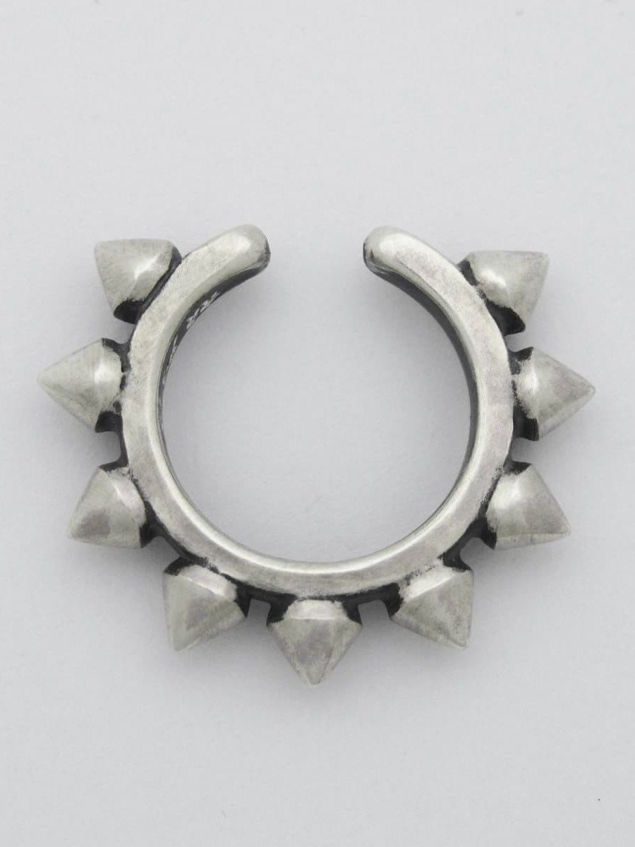Studs Ear Cuff "C4" / イヤーカフ