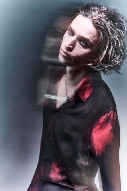 《予約品》 FlareShirt / ブラック&レッド 【kiryuyrik】 2023年4月以降入荷予定