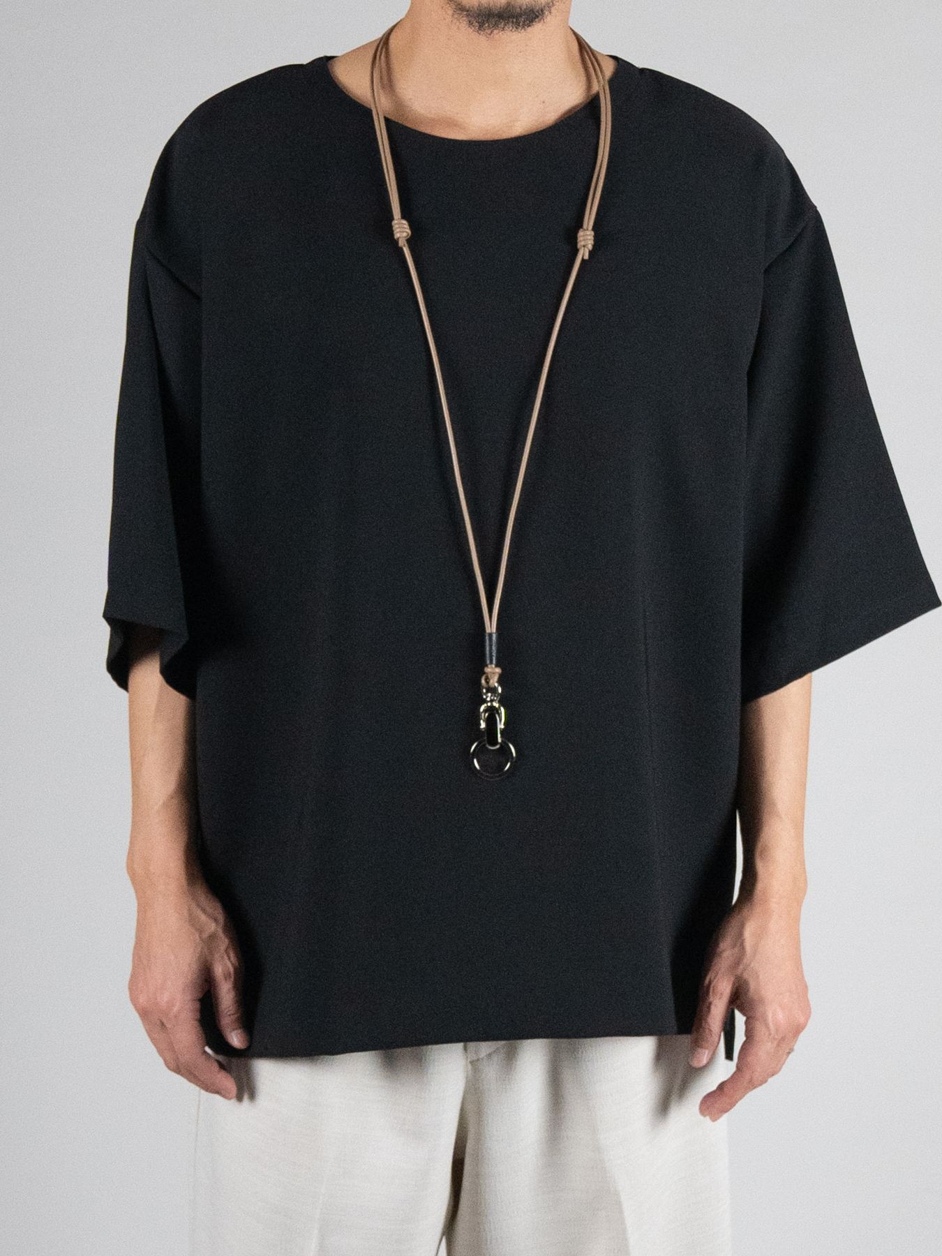 《予約品》 CLIP LEATHER STRAP / クリップ式ネックストラップ / キャメル 【Iroquois.SENTI】