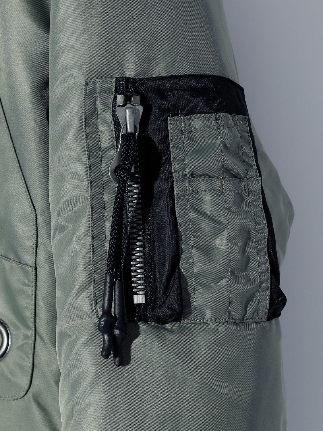 【予約品】  FAKE LAYERED NYLON JK w/HOOD / ナイロンジャケット / カーキ / 即納