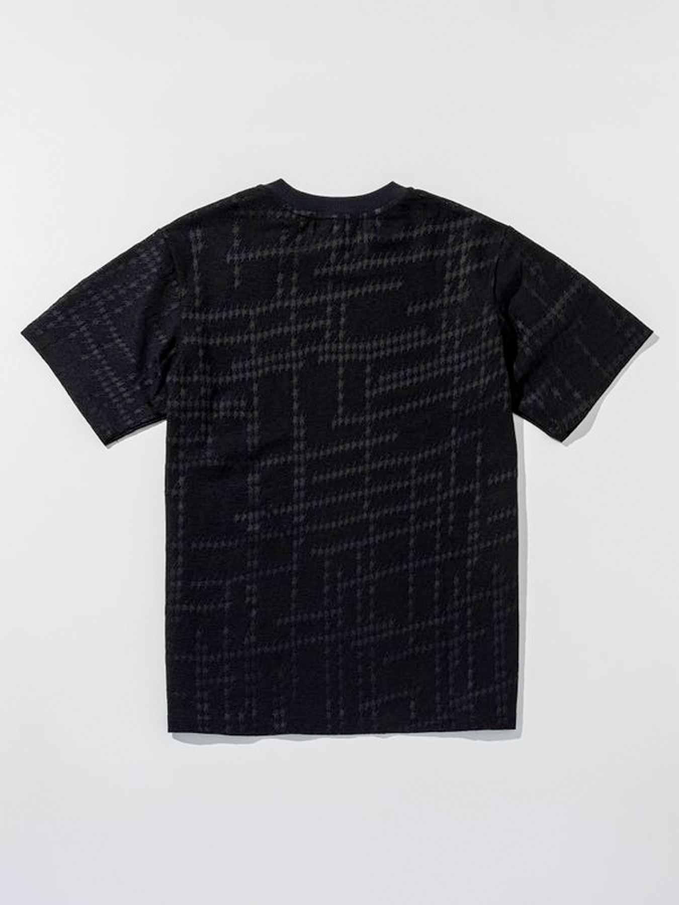 RANDOM HOUNDSTOOTH JACQUARD T-SHIRT / ブラック【1PIU1UGUALE3 RELAX 】