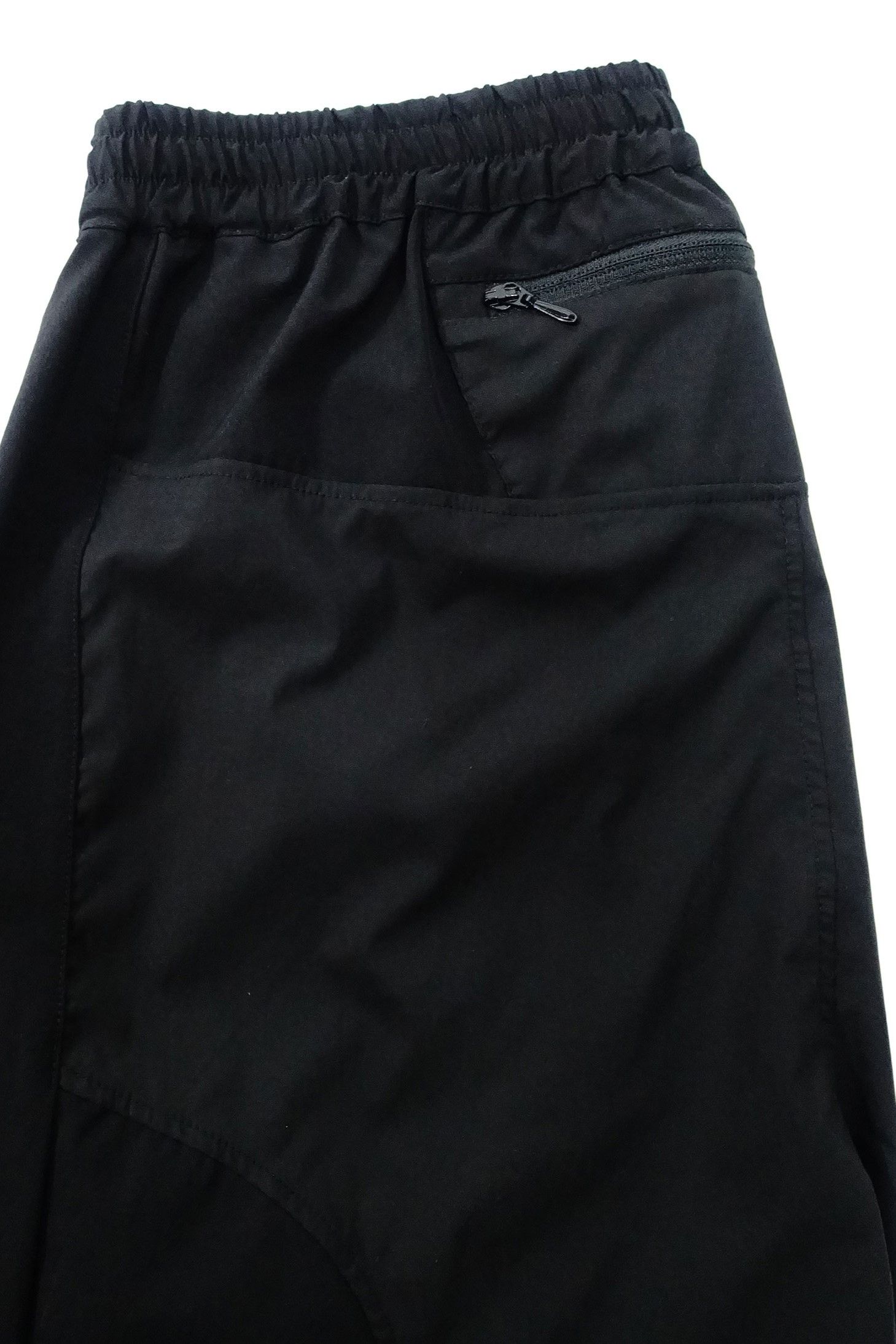 TRAINING PANTS / ブラック 【EGO TRIPPING】