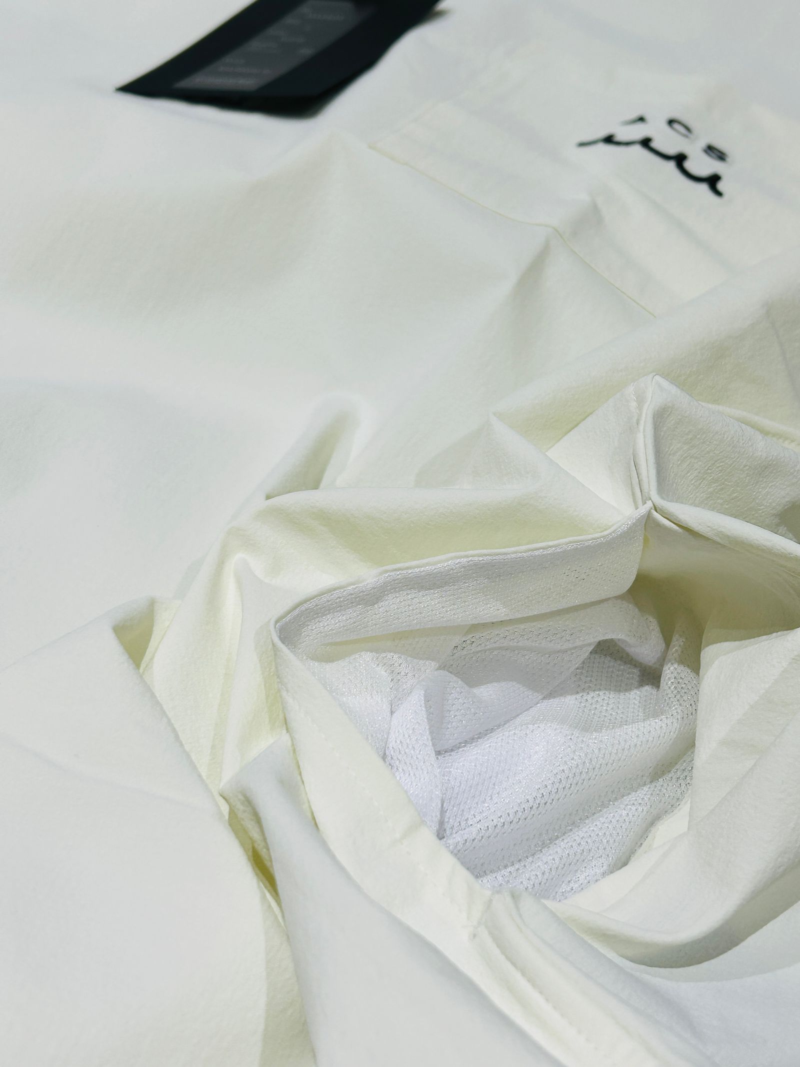 muta Half ZIP S/S Shirt / 撥水加工プルオーバーシャツ / ホワイト 【Acanthus×muta】