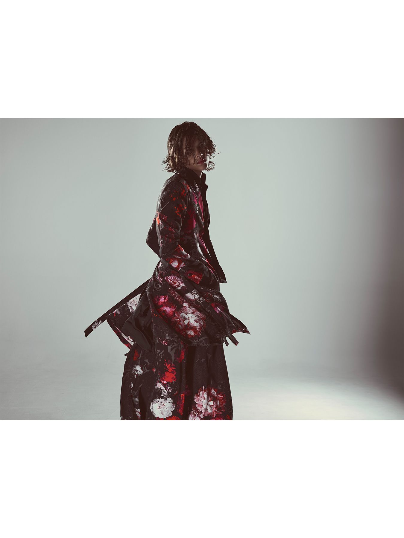 【予約品 6月29日(月) 締切】Goth Flora Suede Satin Flare Jacket / フレアジャケット / ブラック