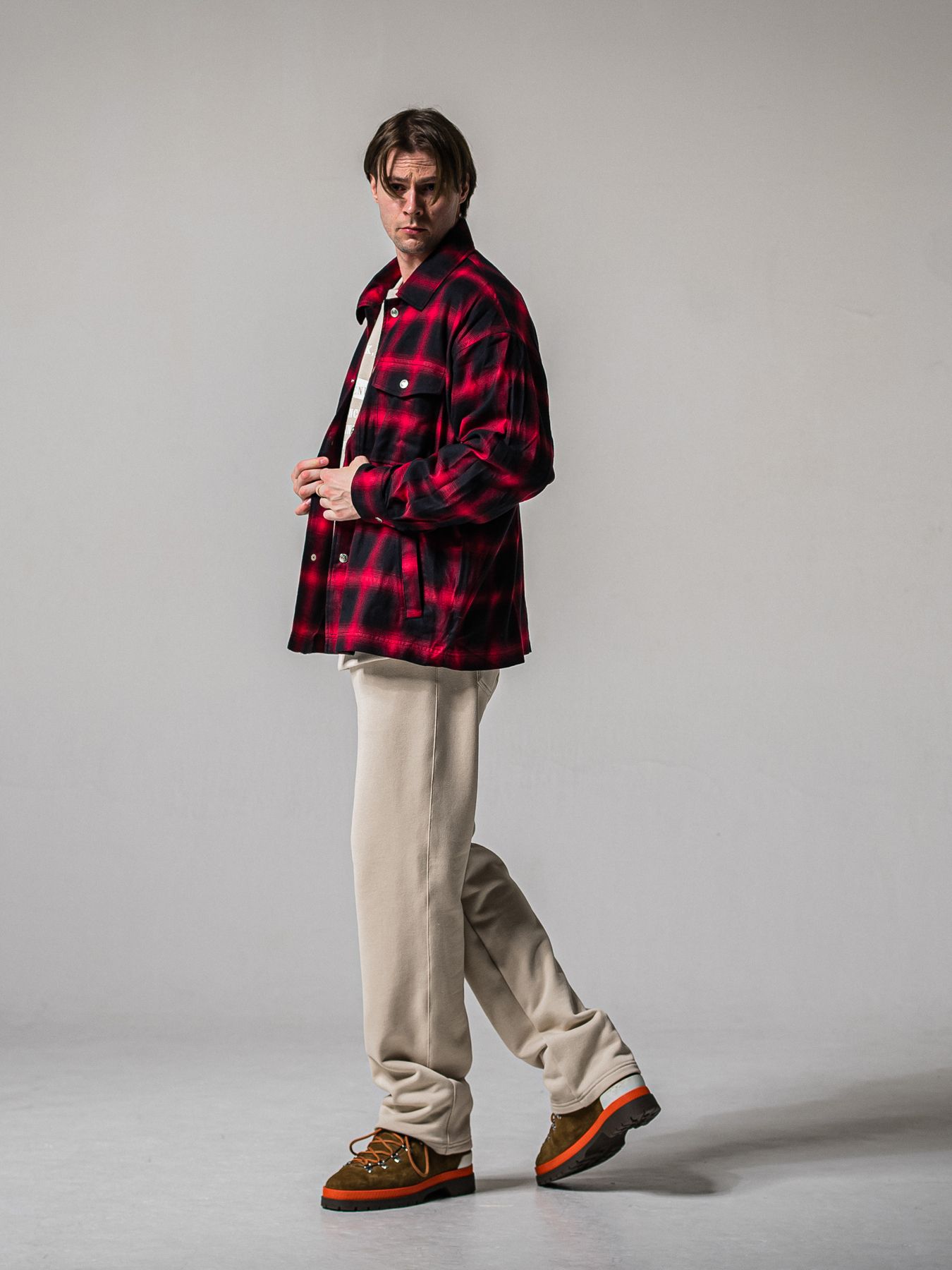 【予約品 11月16日(日) 締切】HF URAKE COLLEGE DROP TRAINER / 裏毛 カレッジロゴルーズ トレーナー / グレージュ