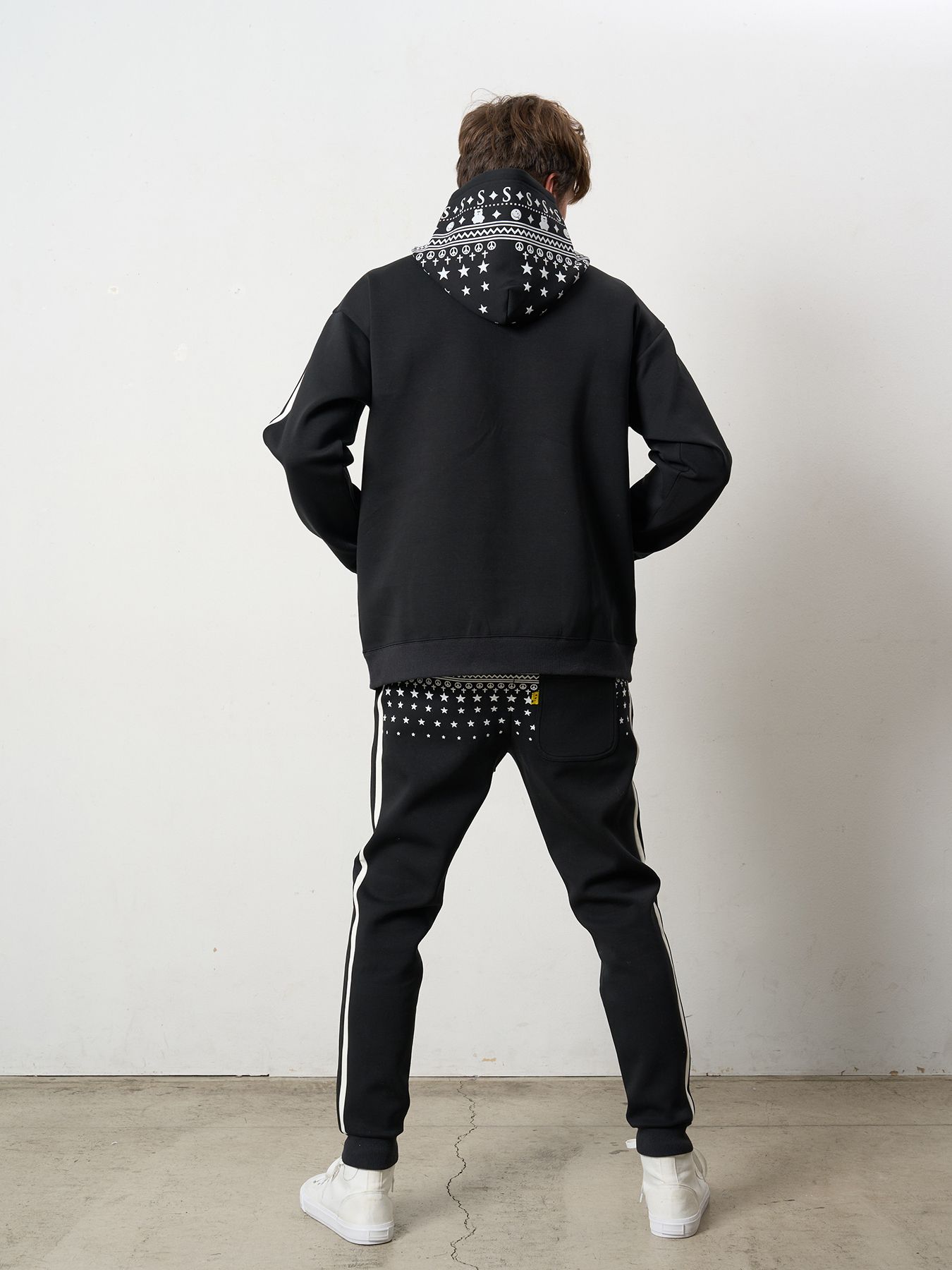 【予約品 】 T-Rストレッチポンチ スターノルディックフロッキー ラインリブパンツ / ブラック