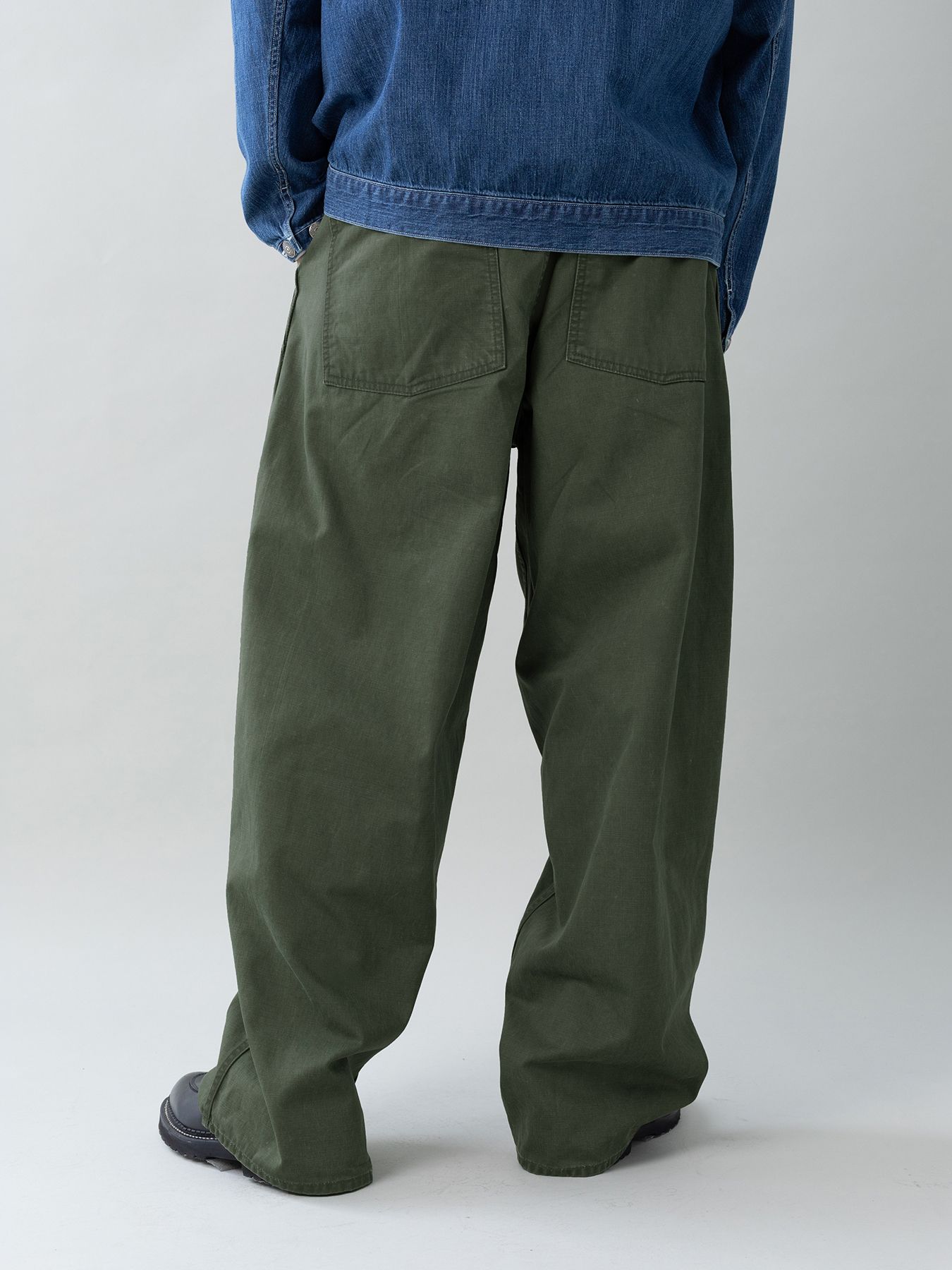 【予約品 5月6日(水) 締切】USN-MIRITARYHERRINGBONE / ミリタリーパンツ / カーキ