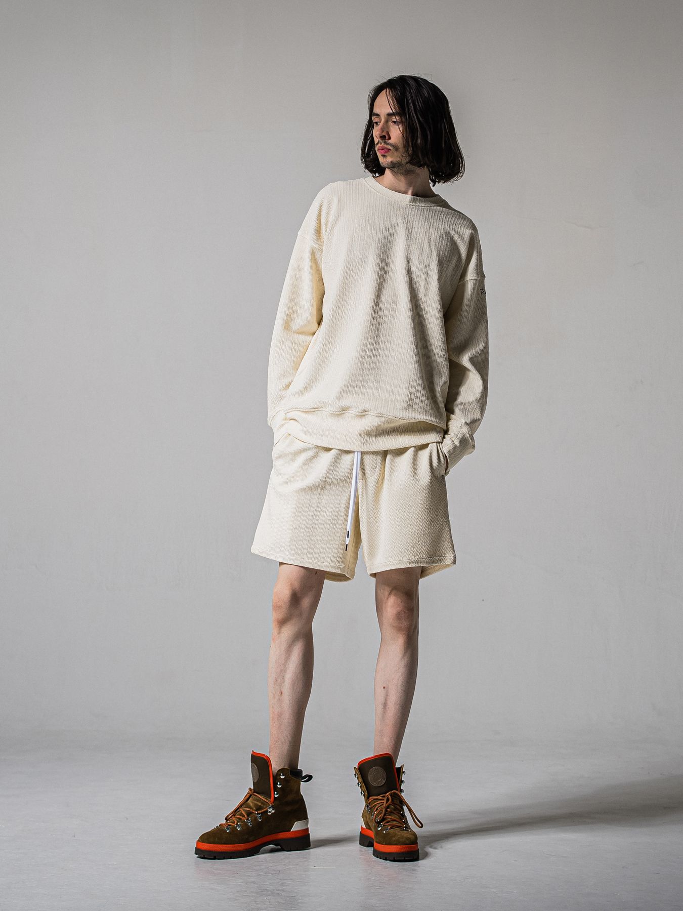 【予約品 11月16日(日) 締切】BLISTER TRAINER / ブリスターニット トレーナー  / オフ