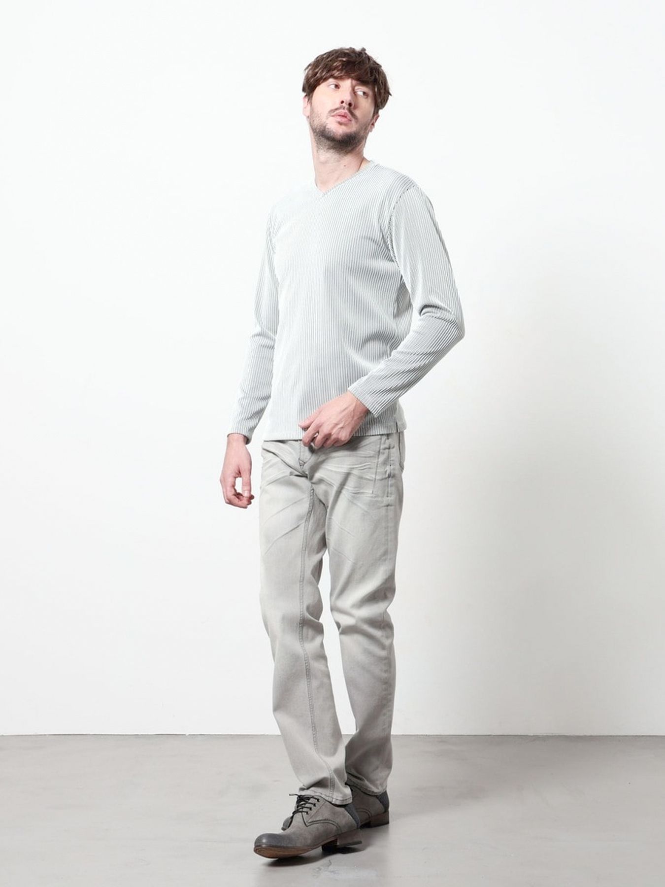 タックボーダーVネックプルオーバー / ホワイト 【HIDEAWAYS NICOLE】