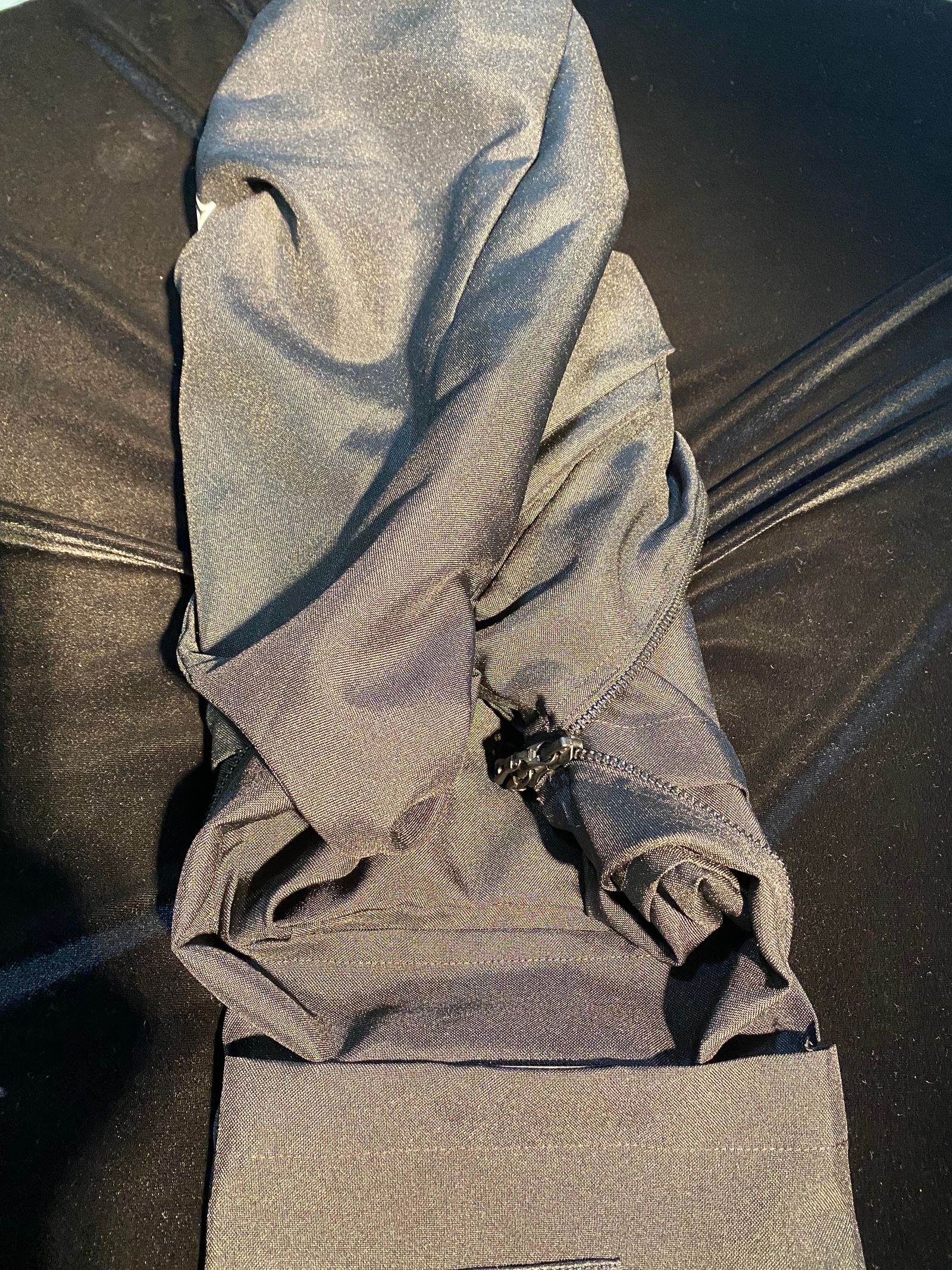 限定45周年記念コラボファスナー開きPRESS BAG/プレスバック 黒プリント［kiryuyrik×BRYAN］