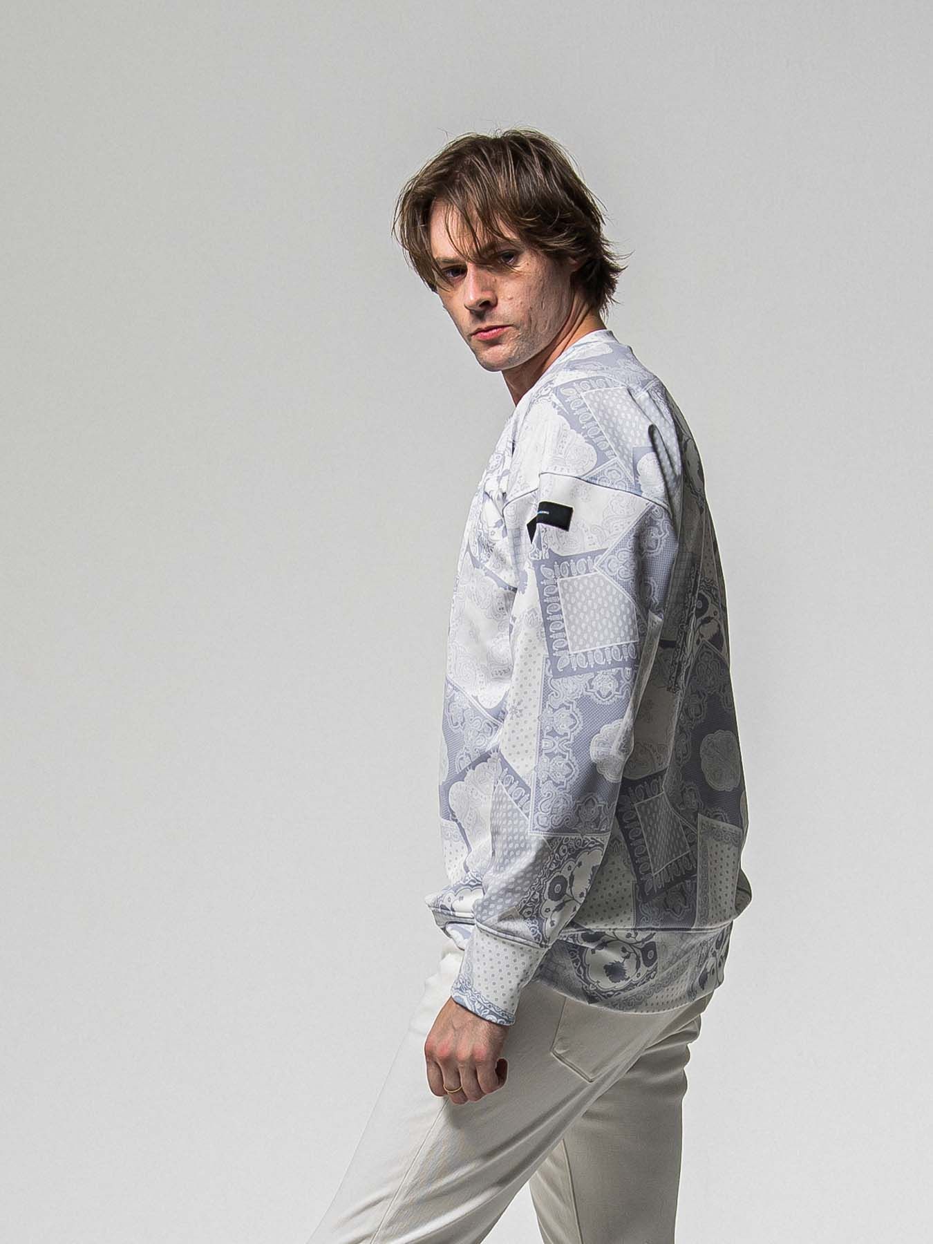 【予約品 8月31日(日) 締切】PAISLEY BACK FLEECE DROP TRAINER / ペイズリー バックフリース ドロップショルダートレーナー / グレー