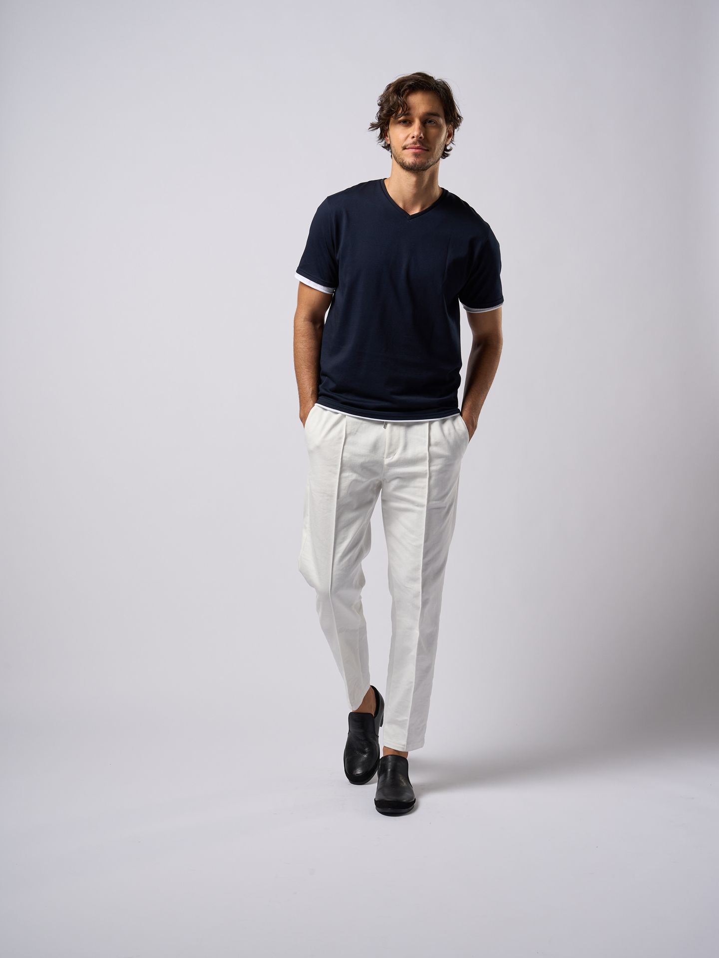 【予約品9月19日 10時締め】 cool touch V-neck S/S / VネックTシャツ / ネイビー