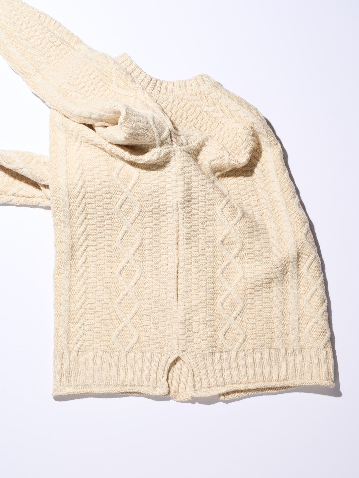 plating cable knit turtle / プルオーバー / ホワイト