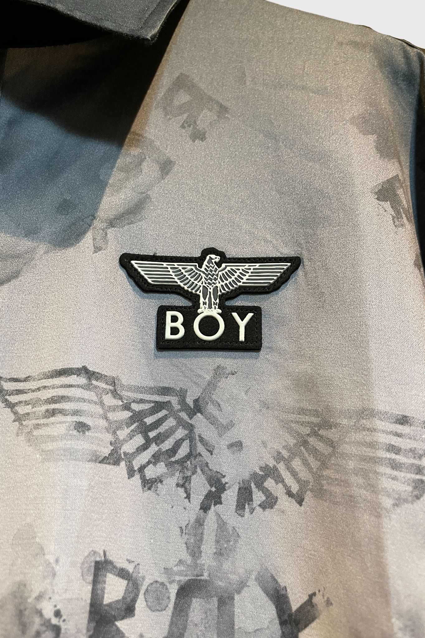 SHIRTS/  ブラック 【BOY LONDON】