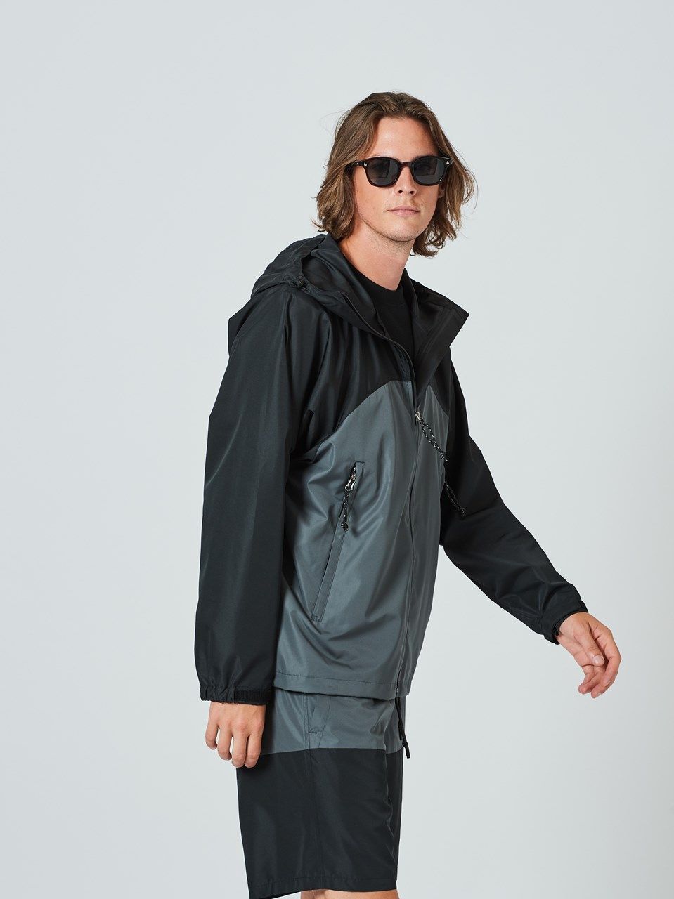 (予約品2023年10月19日18時締め) Light Shell Hooded Jacket / フードジャケット / ブラック